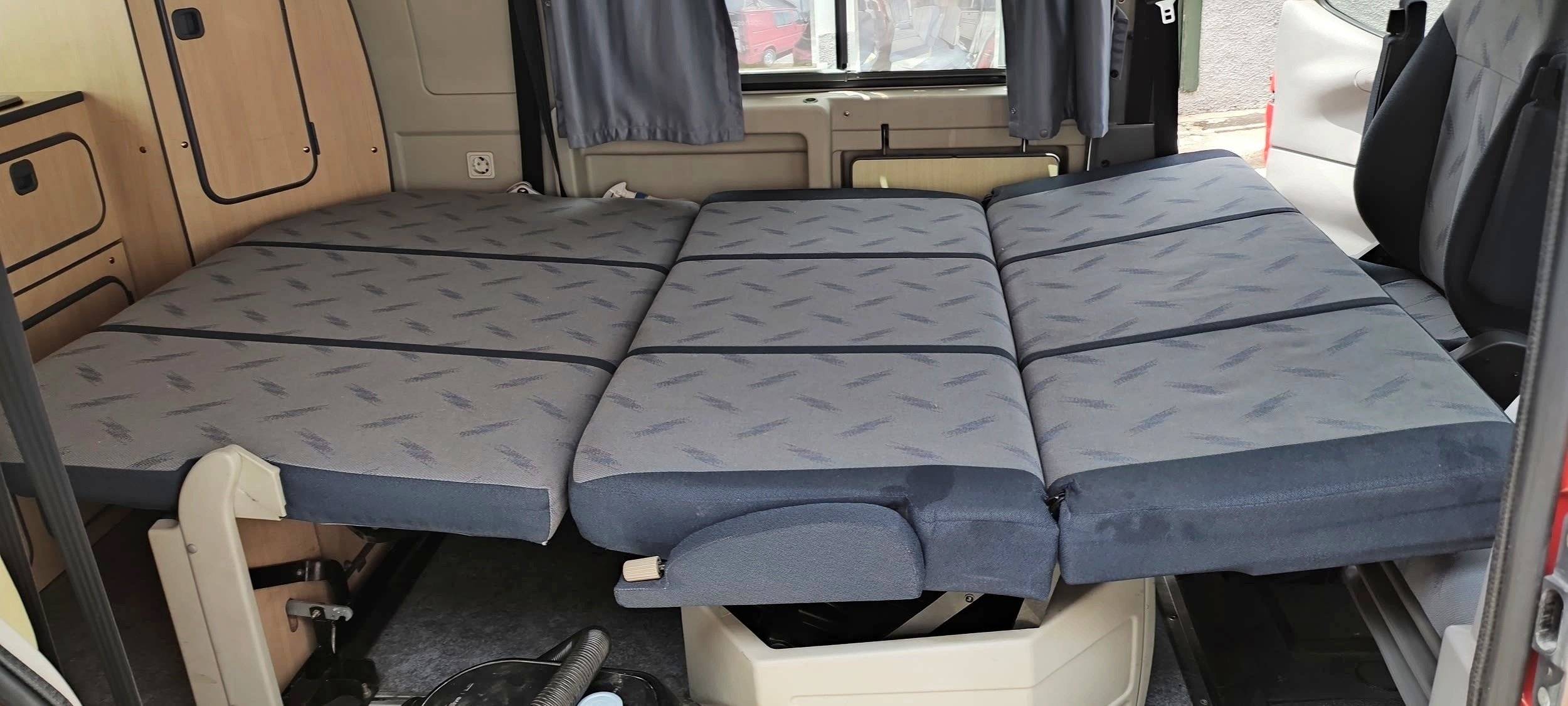 Couchages Ford transit nugget - Yescapa