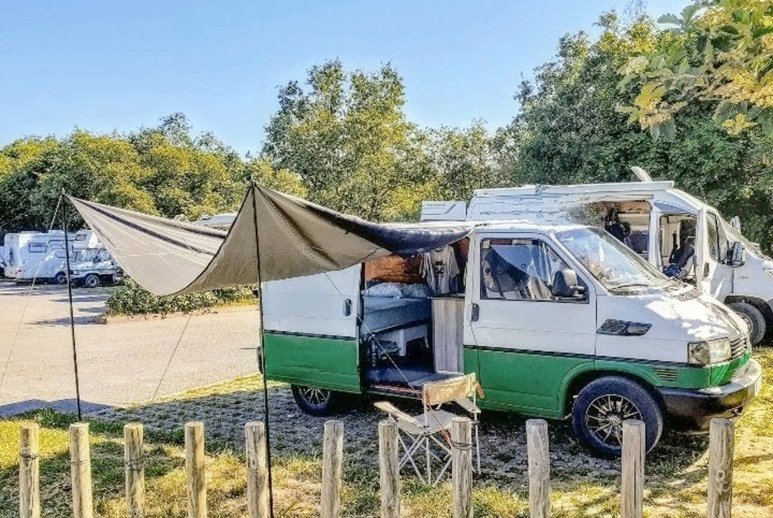 Adria 4 Twin