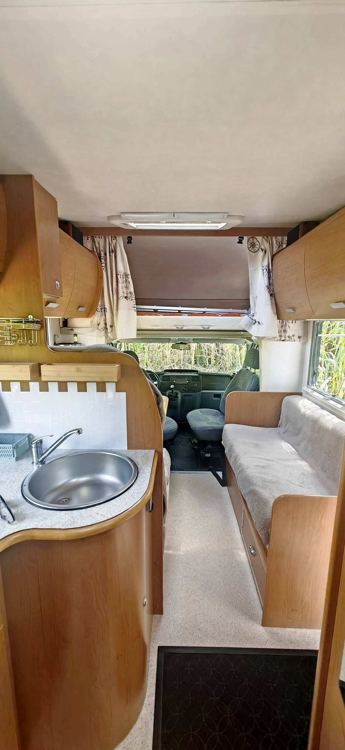 Rimor Transit 2,4 l 140 ch