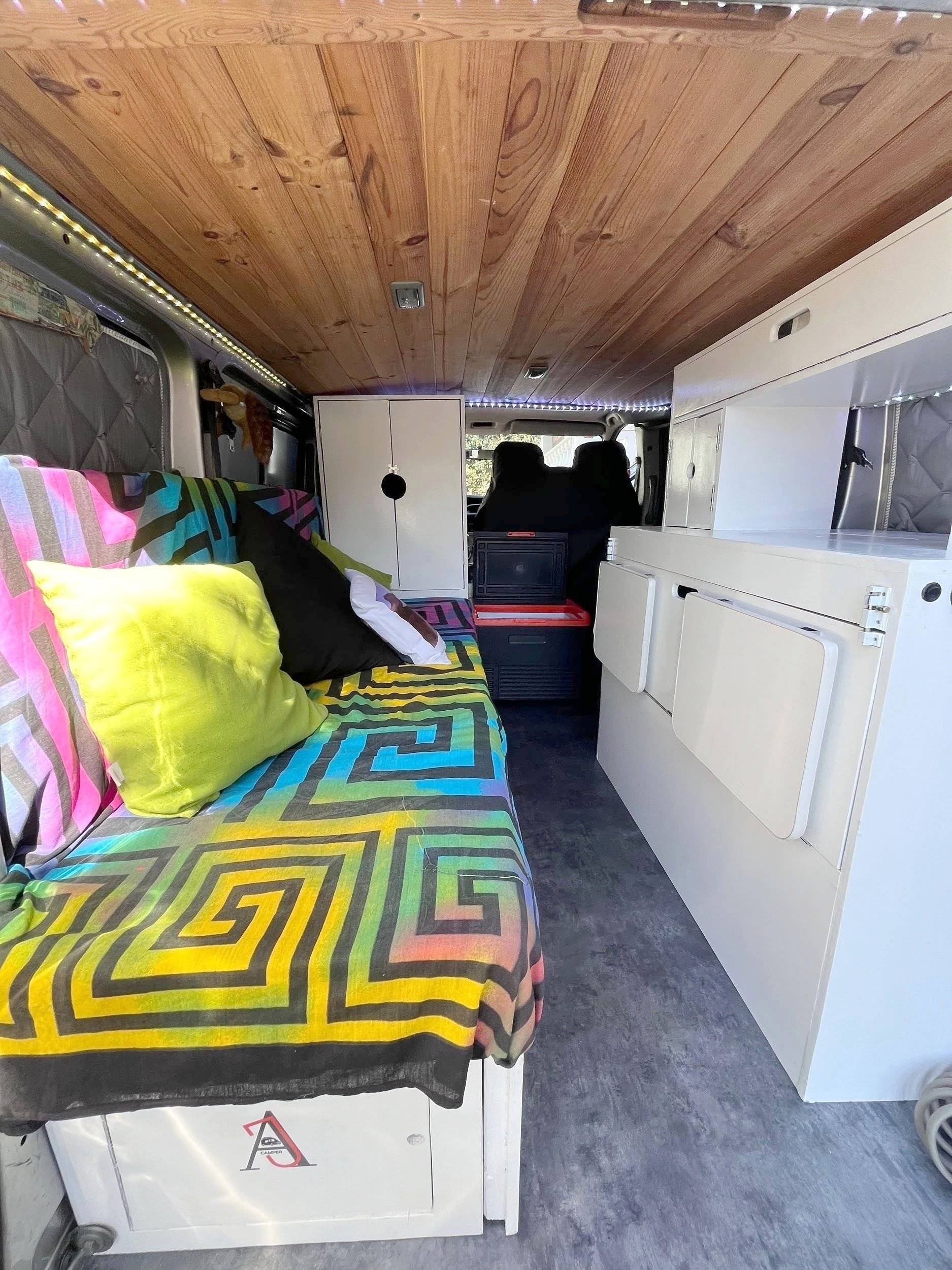 Van Mania Vivaro 1,9 CDTI 100cv