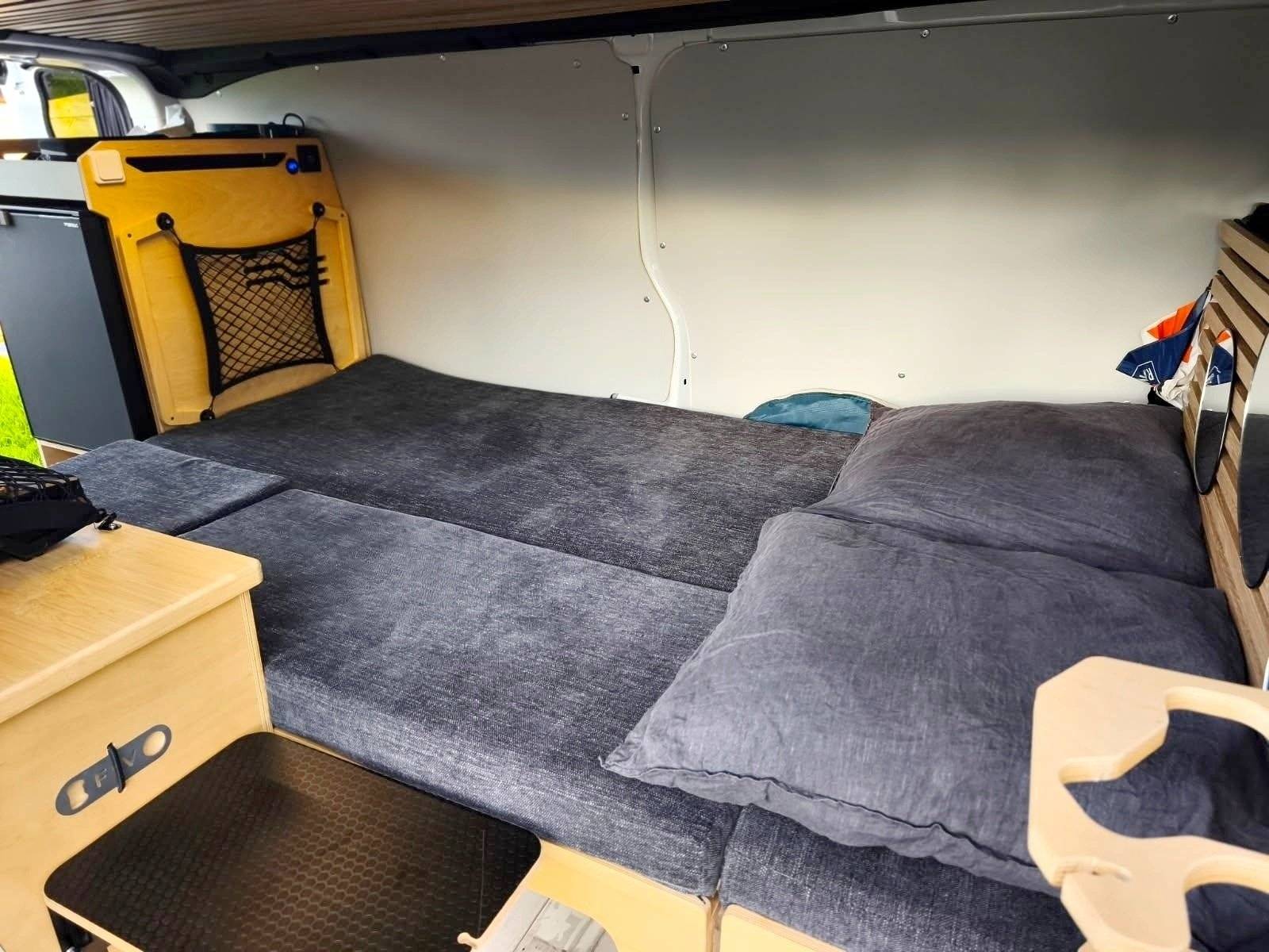 Schlafplätze Citroën Jumpy 2l 180cv bte auto - Yescapa