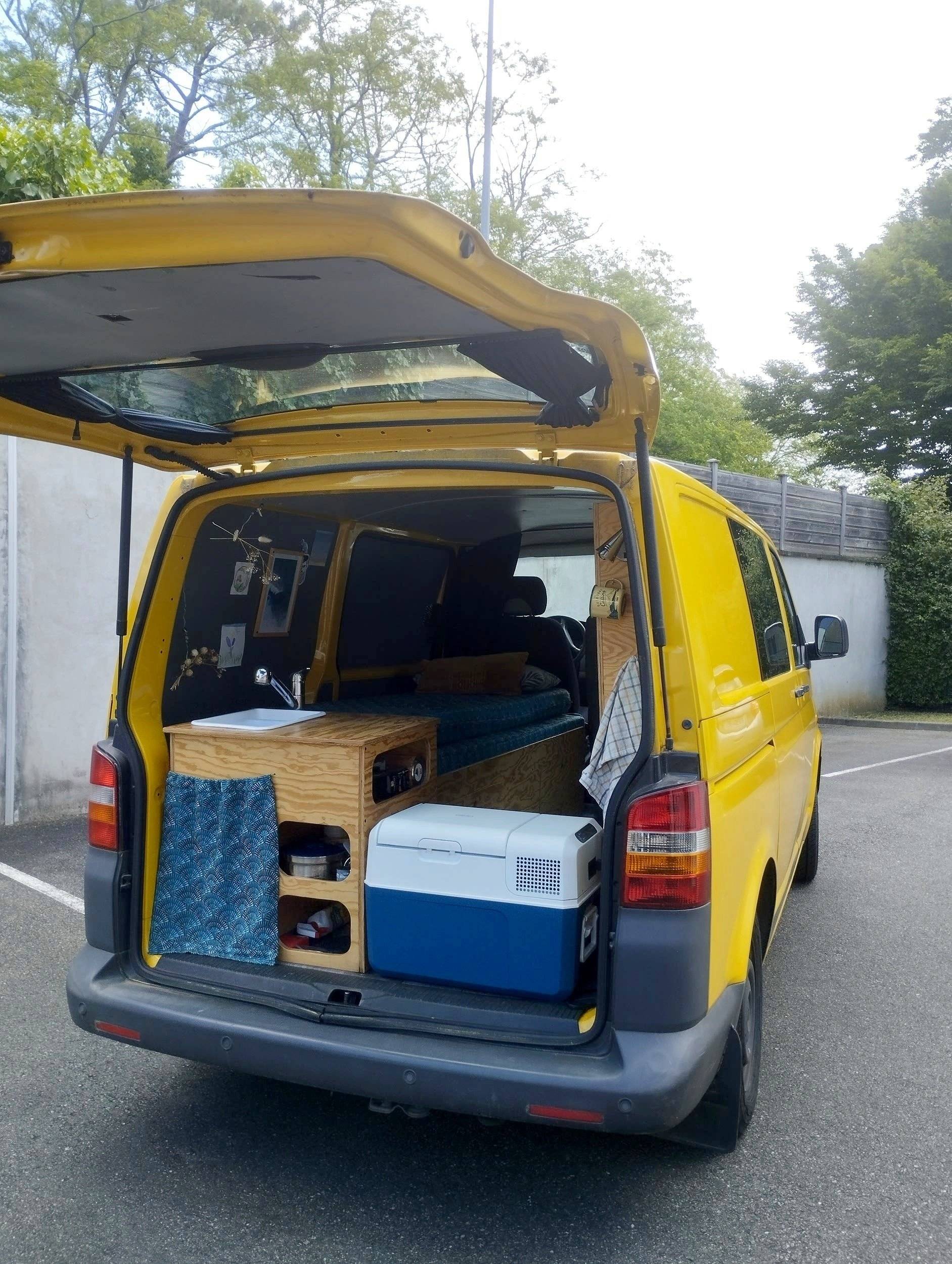 Volkswagen T5 2 l 84 ch