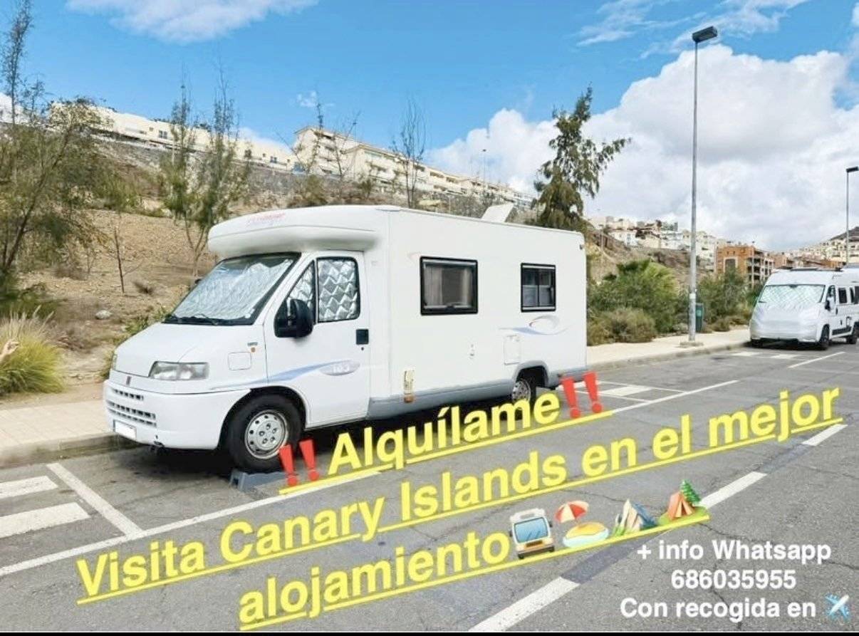 Front view from 3/4 Fiat FIAT DUCATO - Yescapa