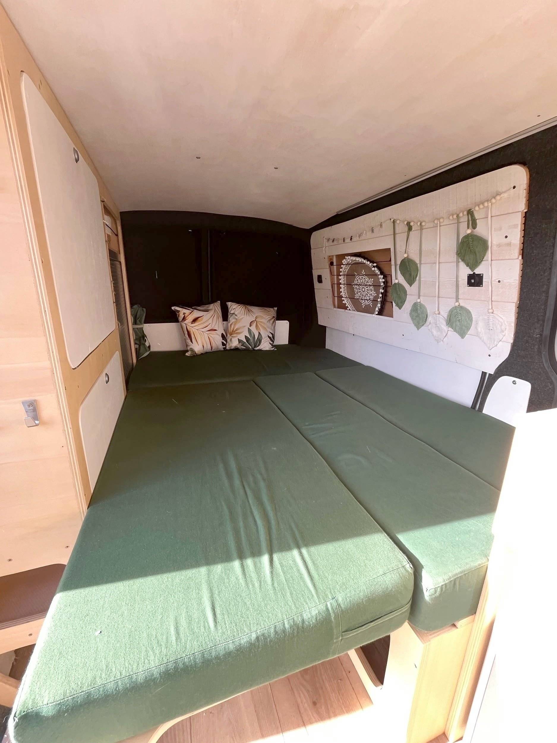 llits Volkswagen Transporter 2,0 l 180 ch - Yescapa