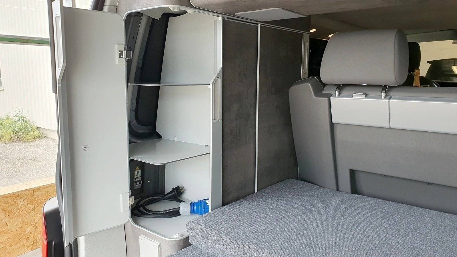 Volkswagen Volkswagen T6.1 California Ocean