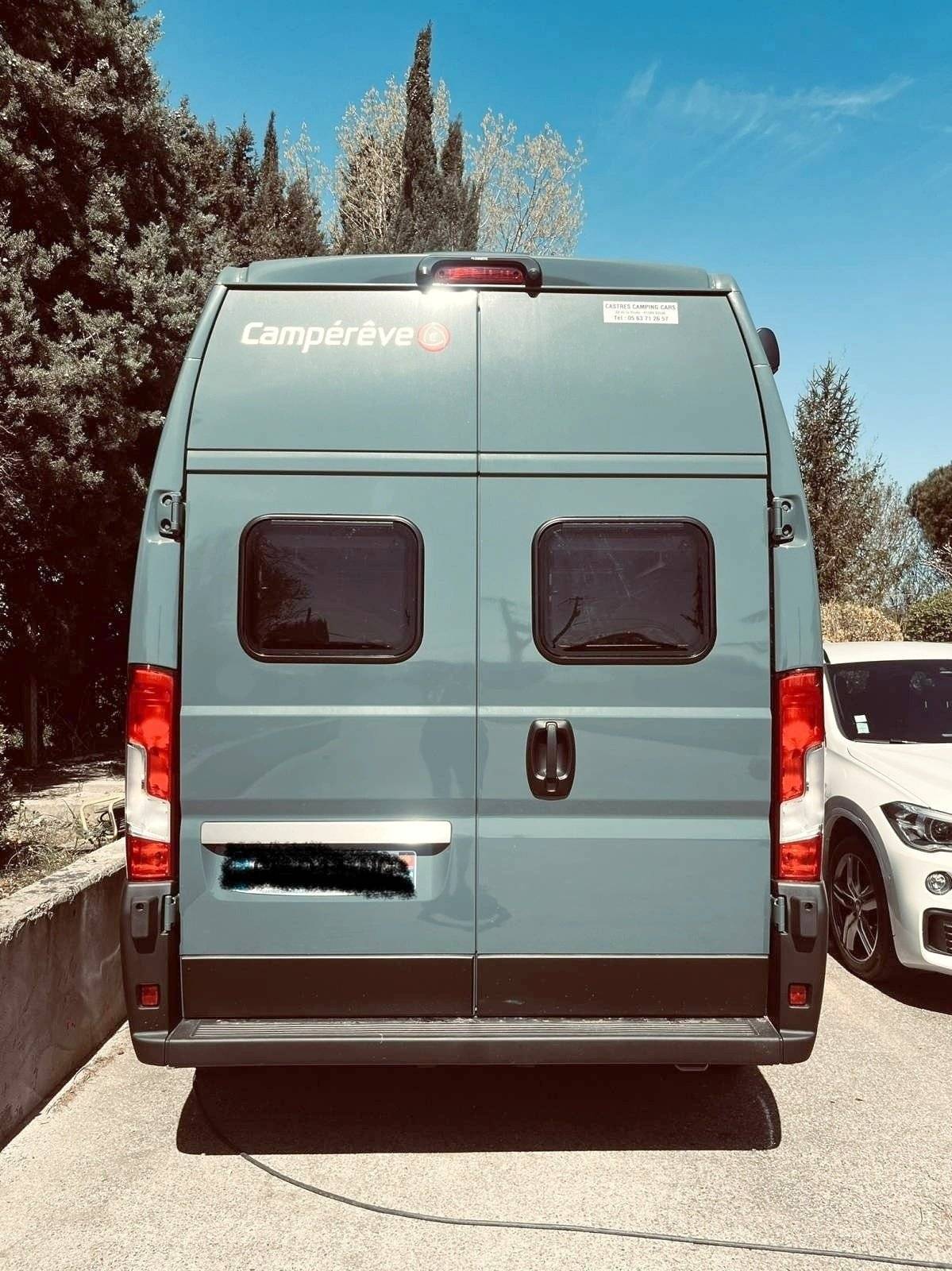 Campérêve Campérêve family van