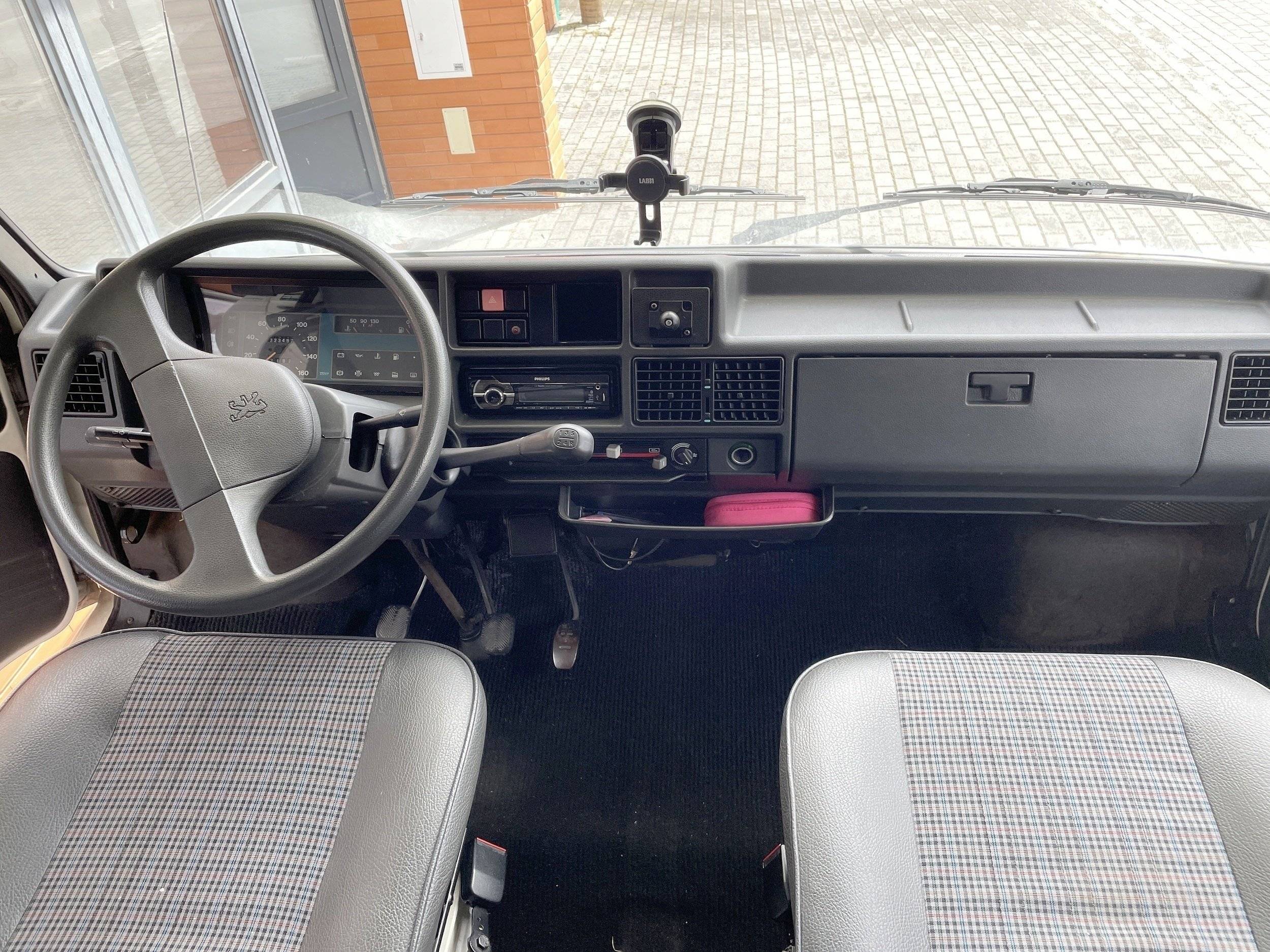 Pilote J5