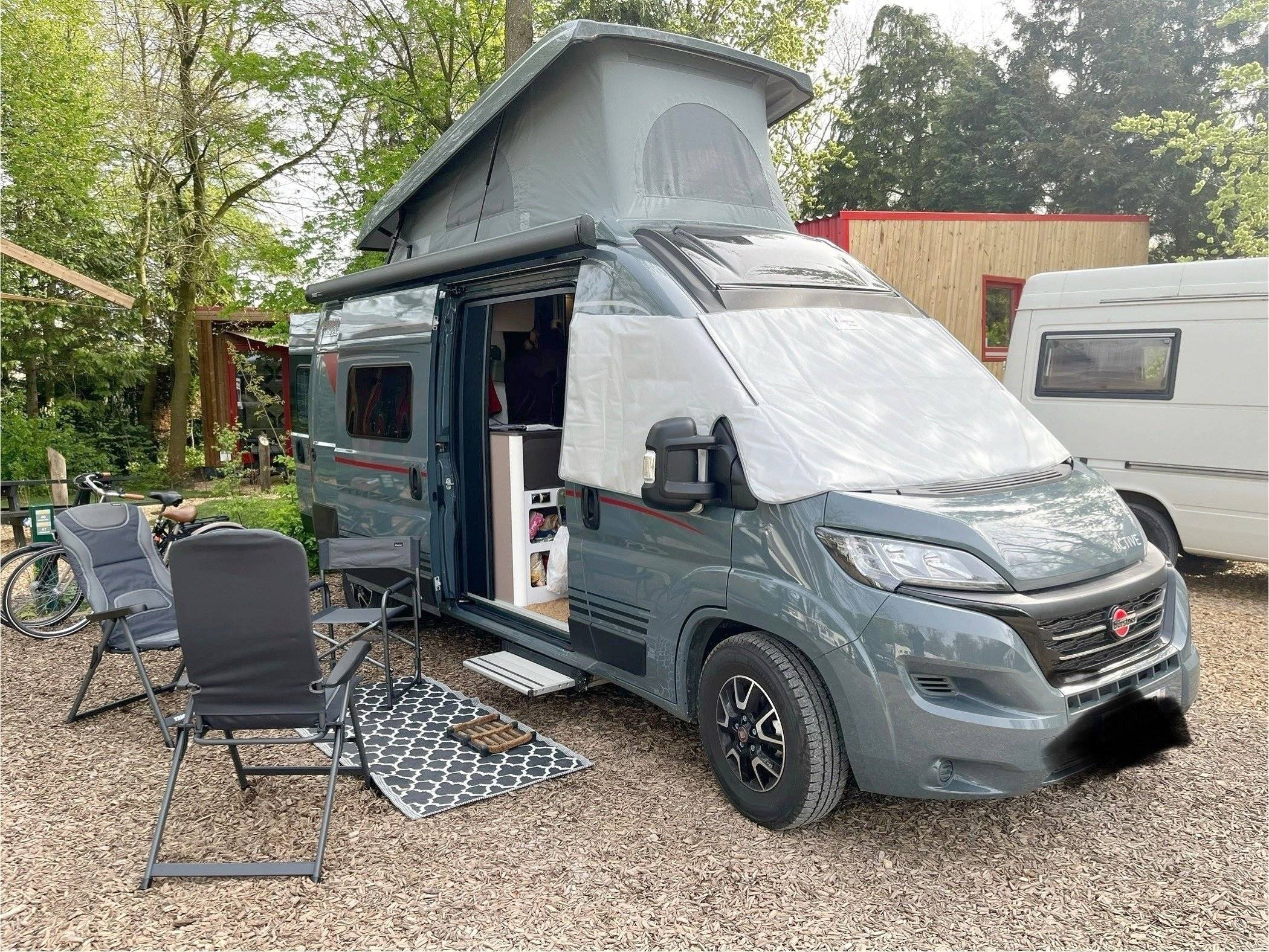 Vista del vehicle angle davanter Fiat Ducato 2,3 l Multijet 130 ch. - Yescapa