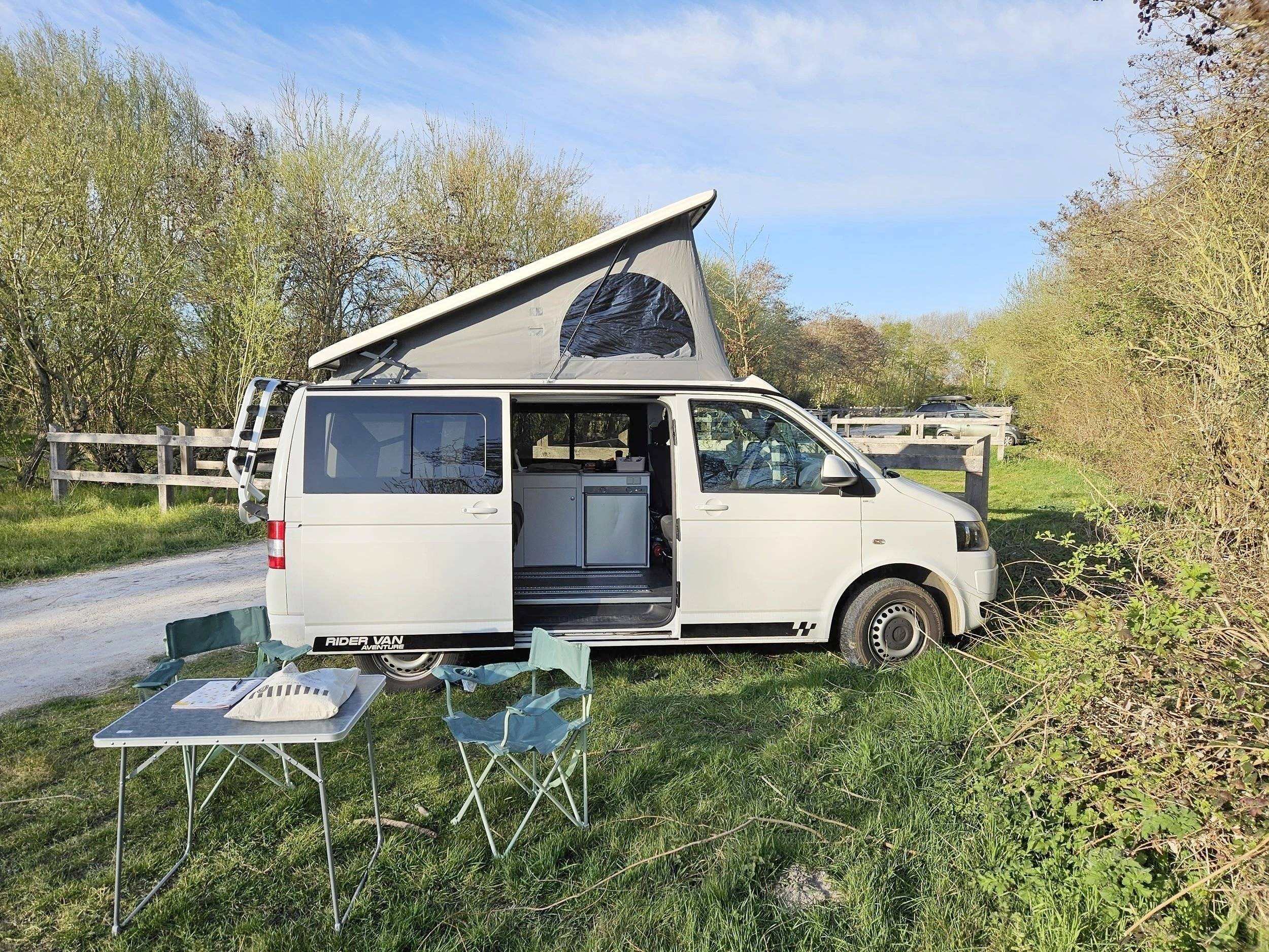 Volkswagen T5 2 l 102 ch