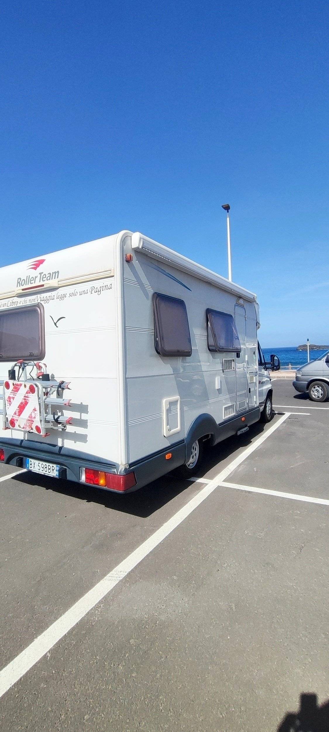 Vista part posterior del vehicle Fiat Ducato - Yescapa