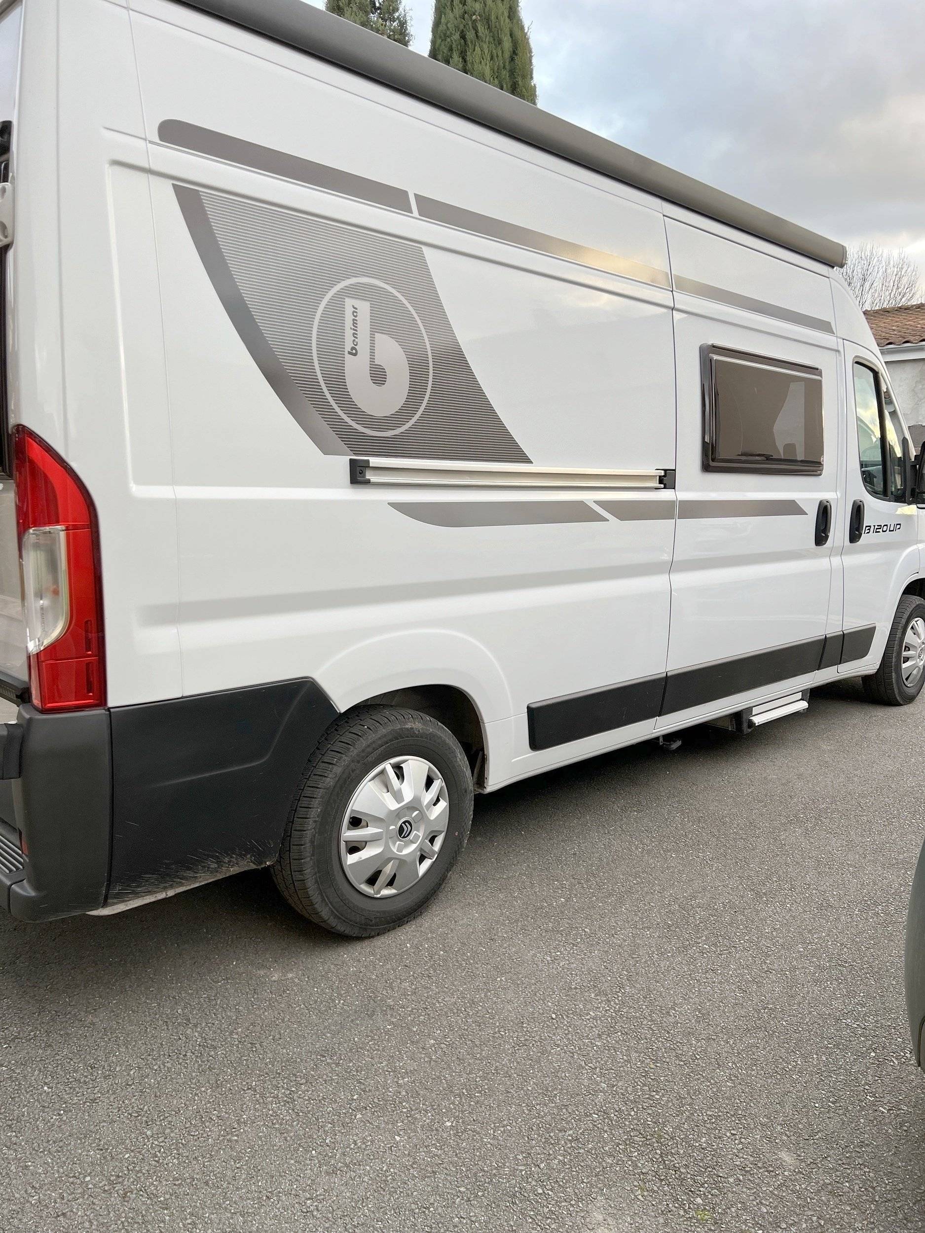 Benimar BENIVAN 120 UP