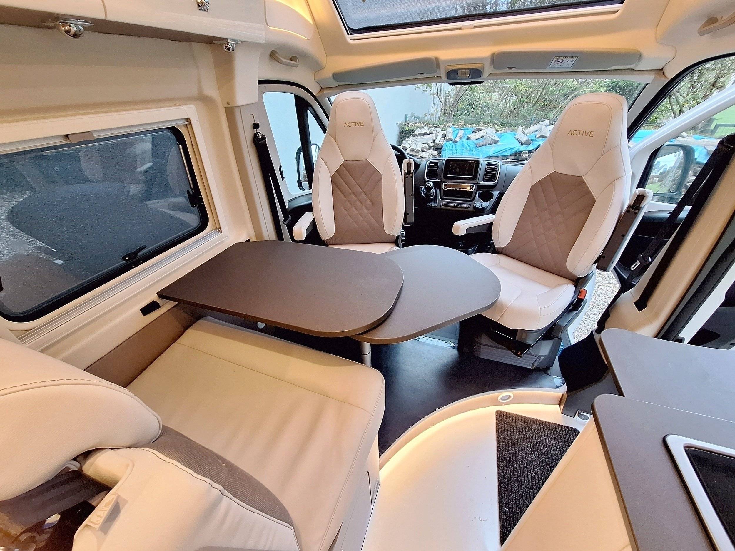 Bürstner ELISEO C642