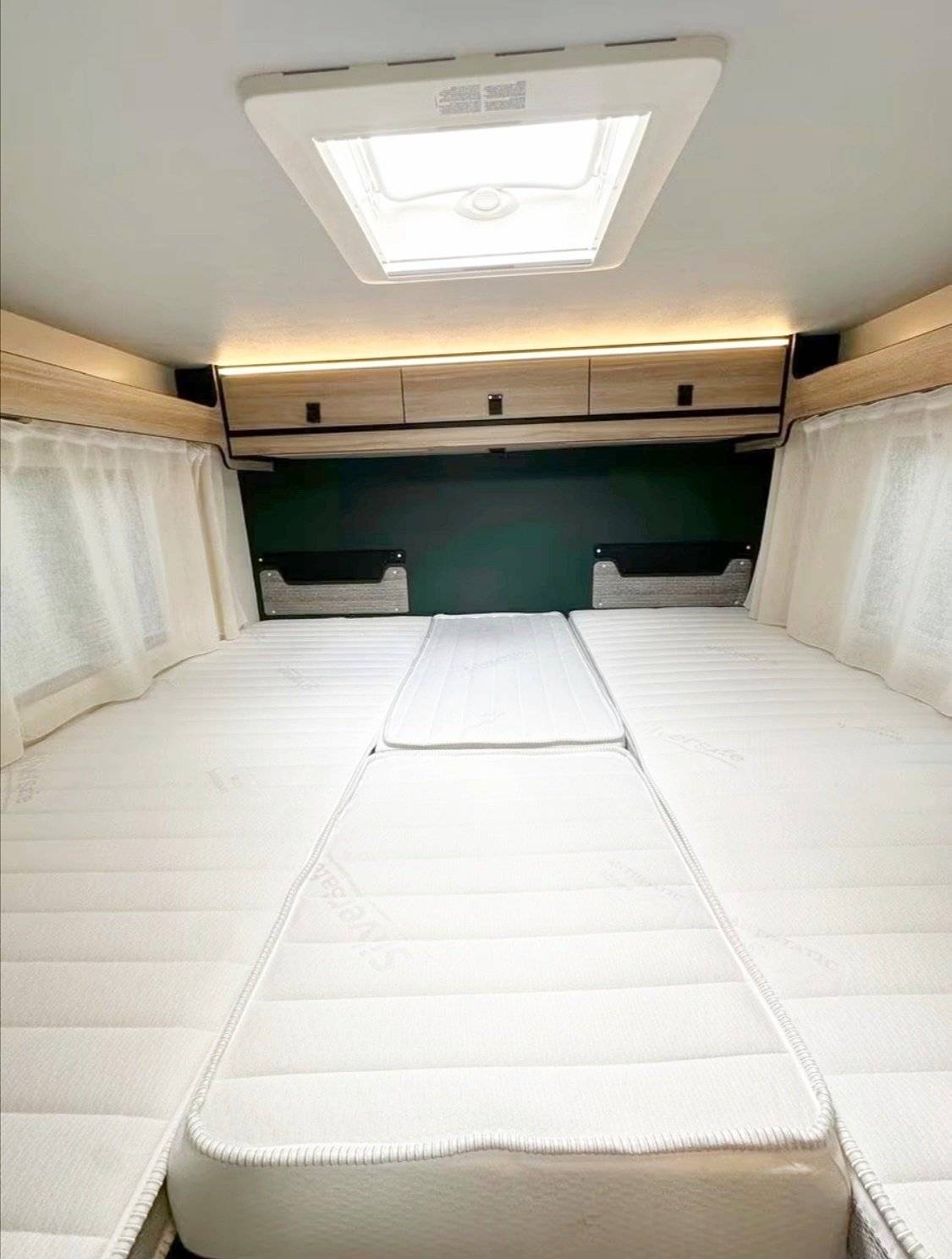 Berth Ford - Yescapa