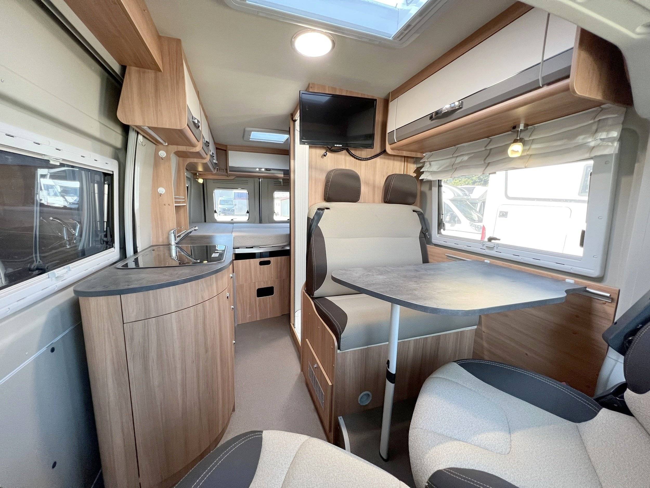 Pössl Summit 600 Plus