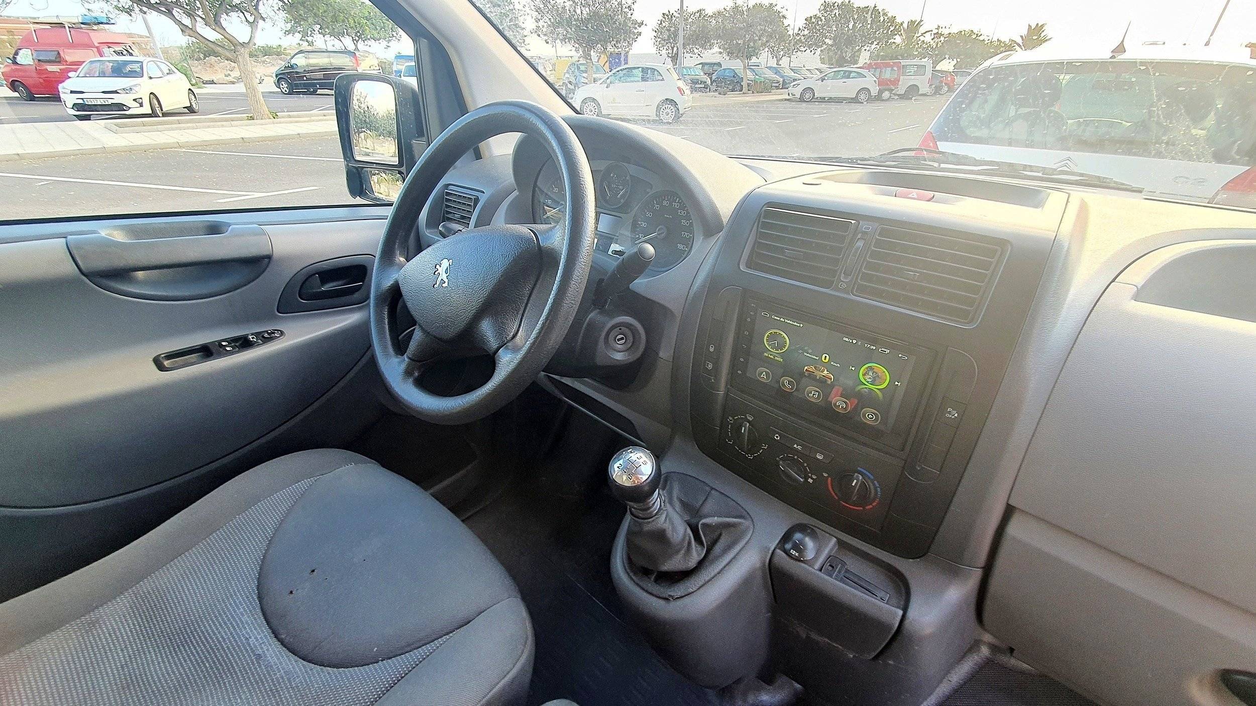 Peugeot Expert 2 l 120 ch