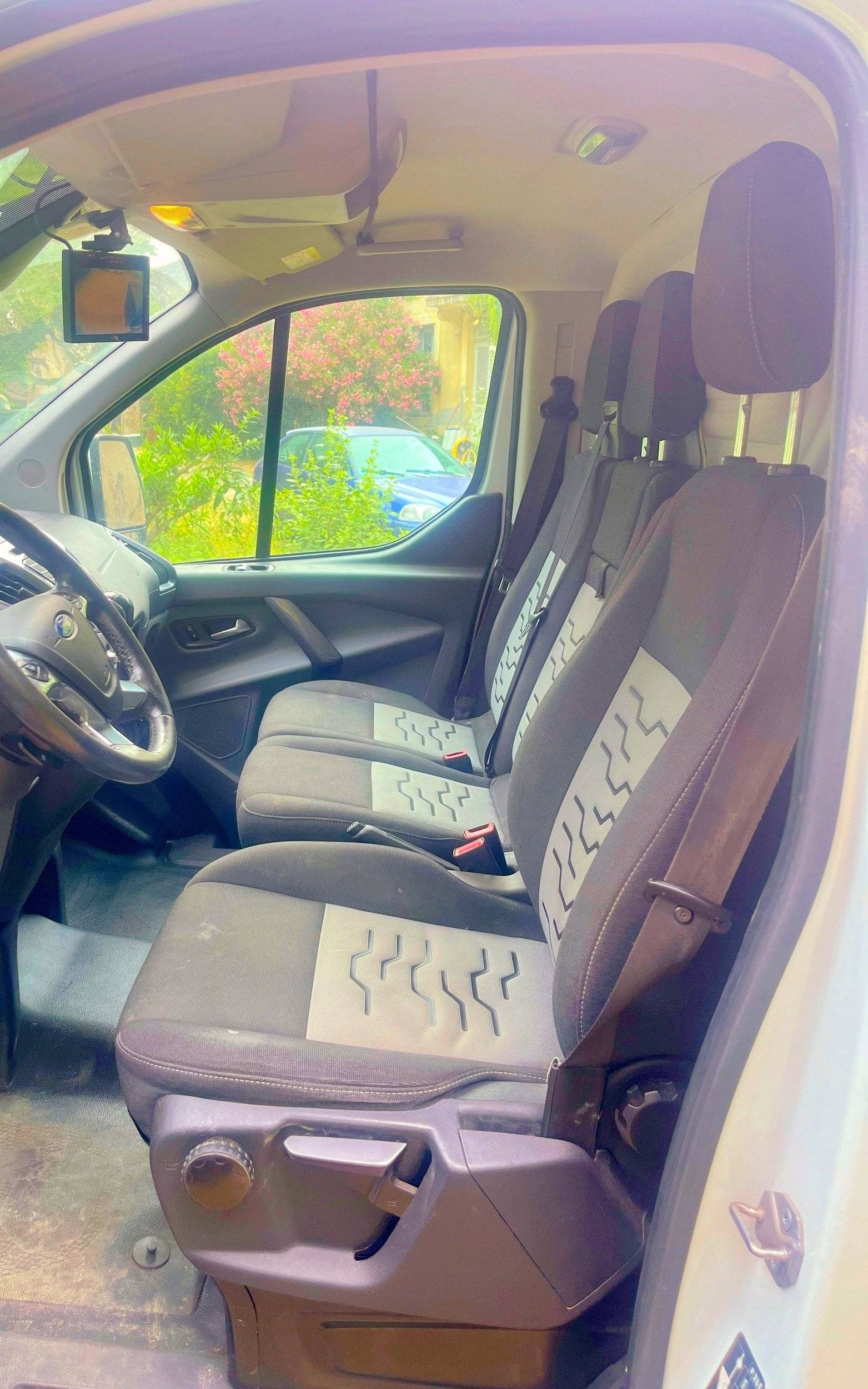 Ford Custom 2,2 l 125 ch