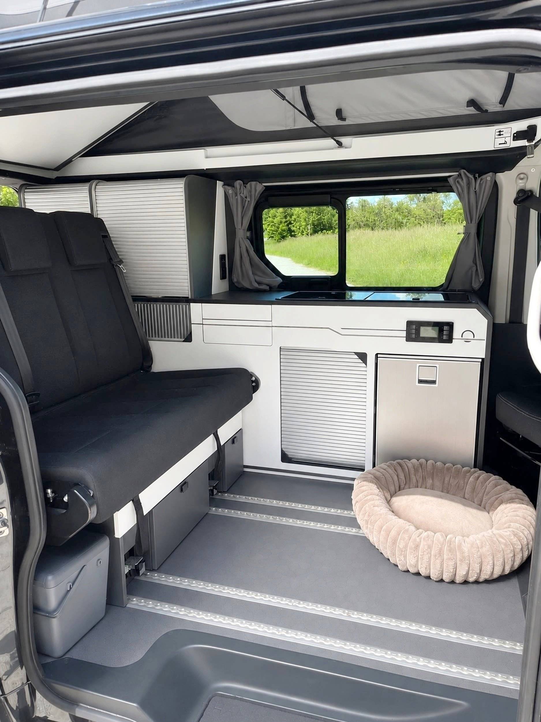 Essecke Renault Trafic 2,5 l 150 ch - Yescapa