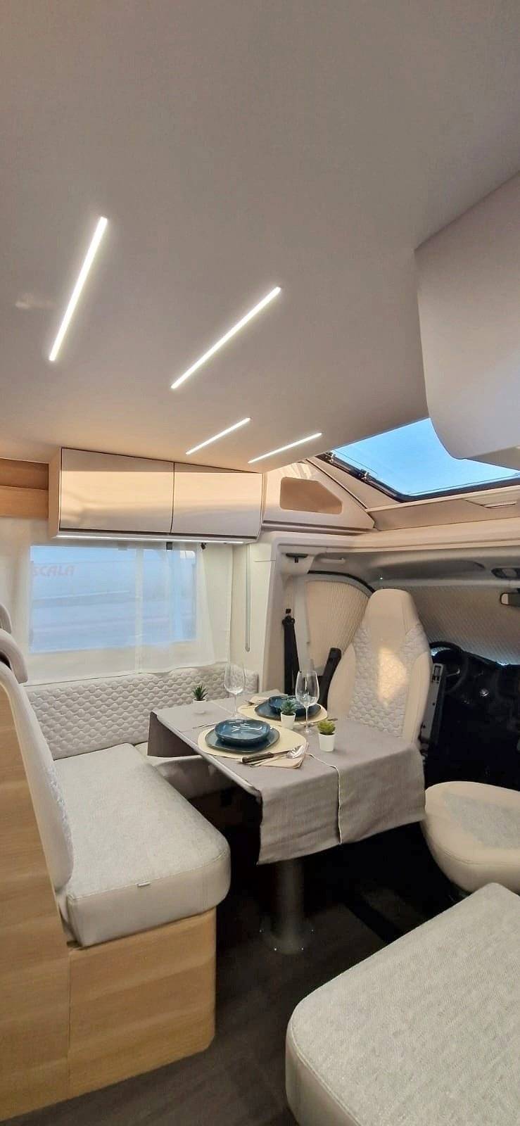 Adria Adria Matrix Axess 670 SL