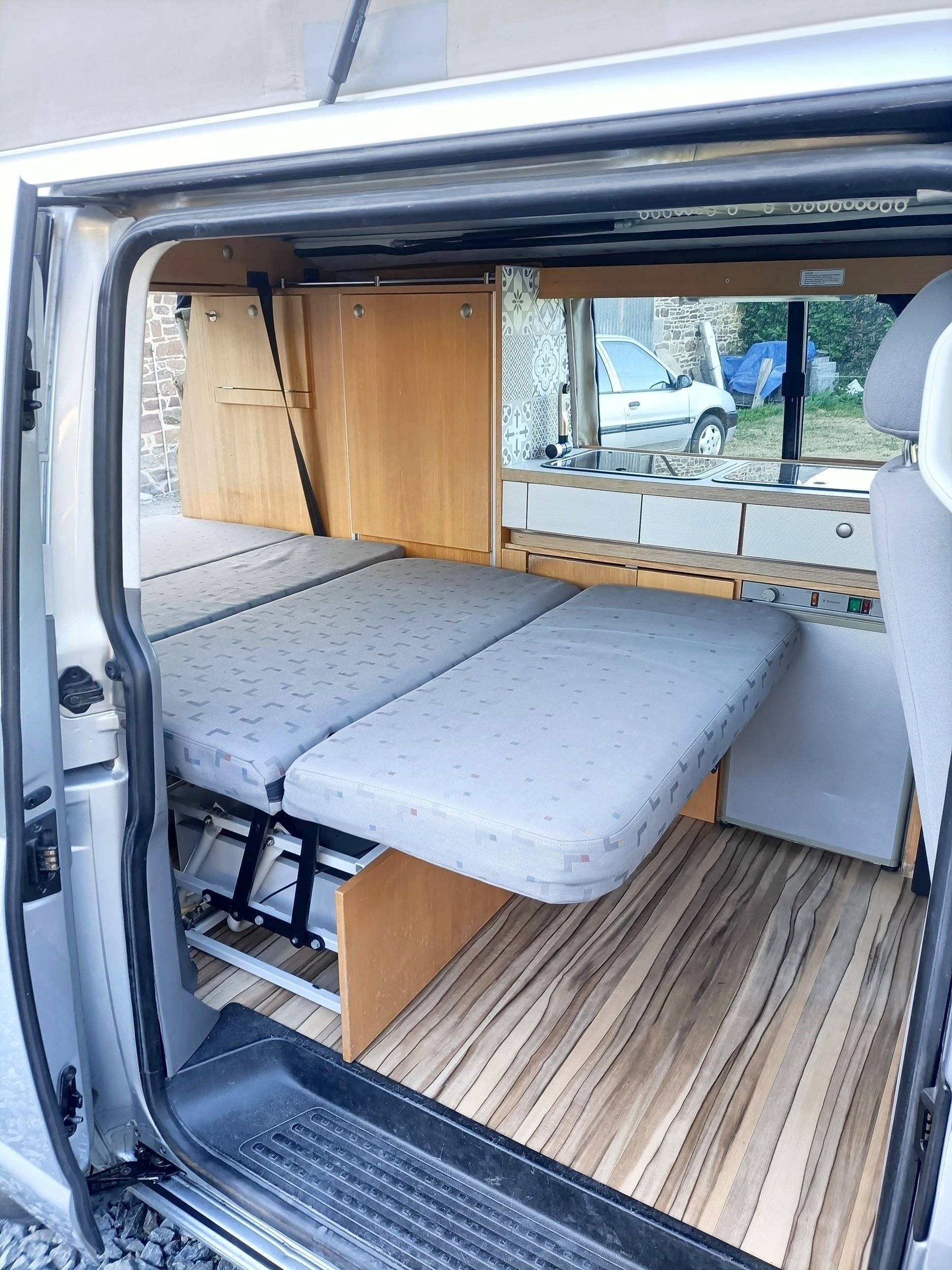 Volkswagen T5 1,9 l 102 ch