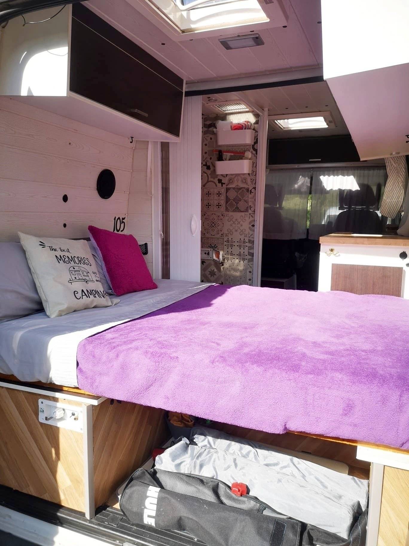 Plazas en cama Fiat Ducato 2,3 l JTD 130 ch. - Yescapa