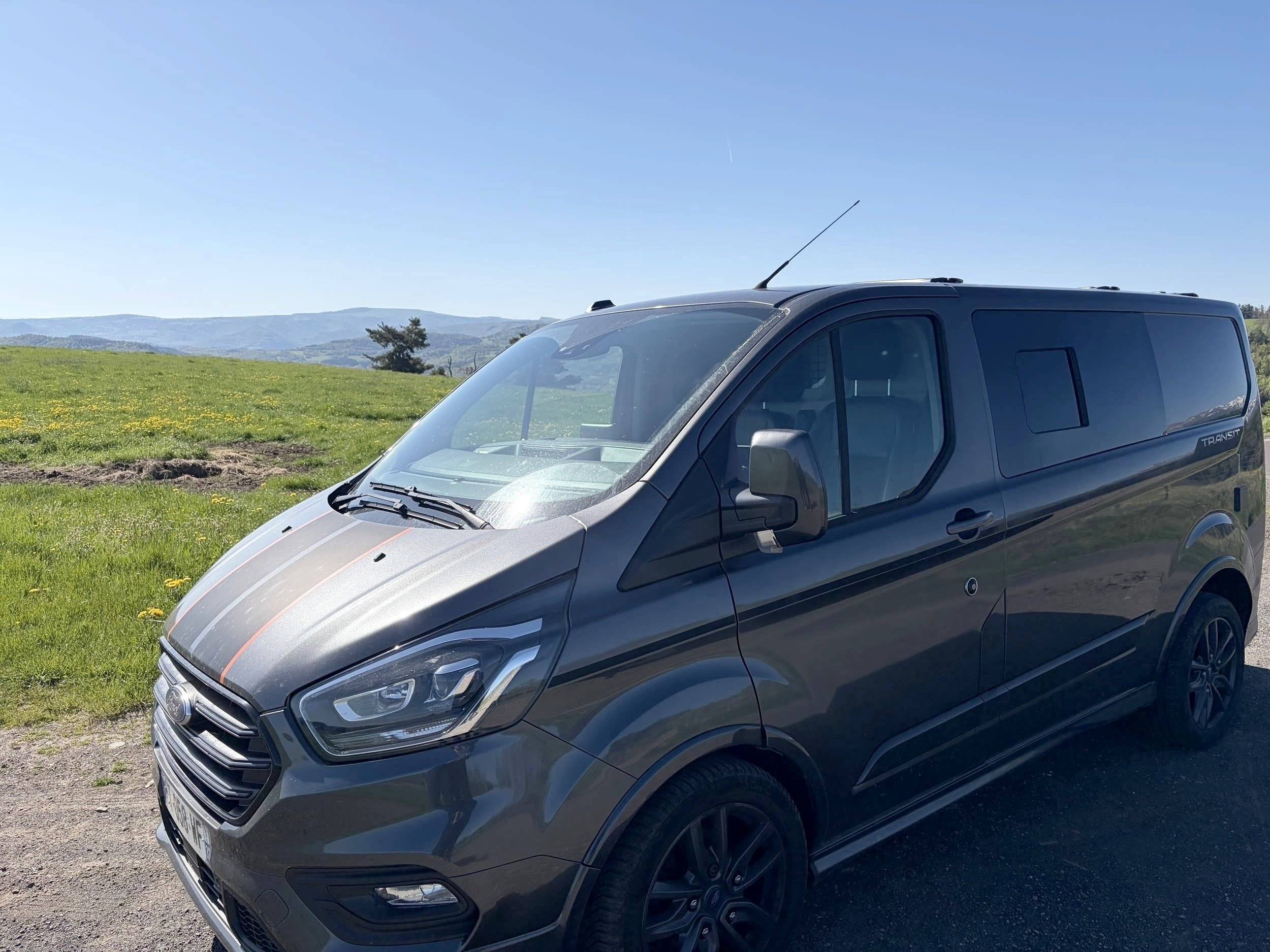 Front view from 3/4 Ford Transit custom - Yescapa