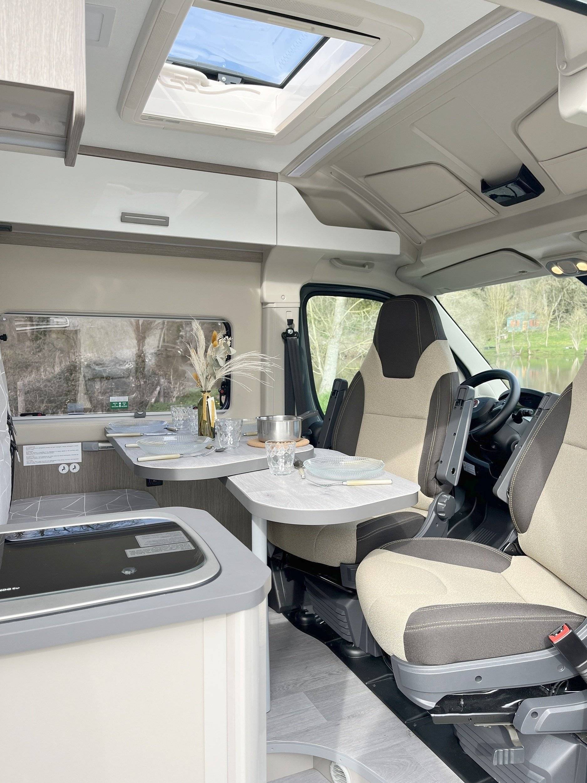 Chausson V594 MAX ROADLINE VIP