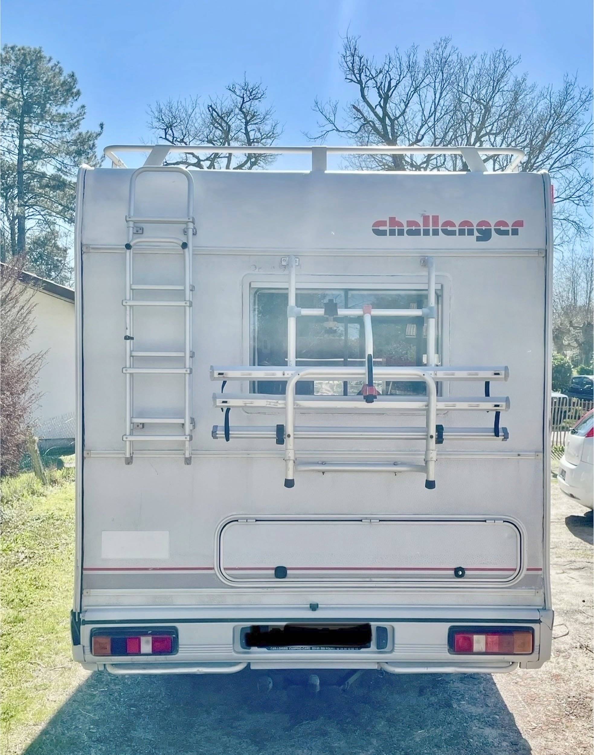 Challenger Transit 2,2 l 140 ch