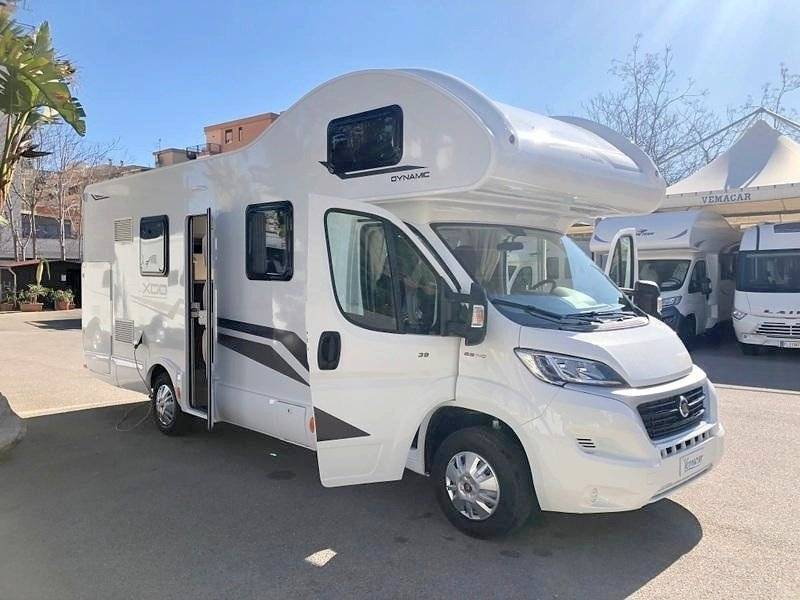Location Coachbuilt motorhome Palermo Xgo XGo Dynamic 39 55956