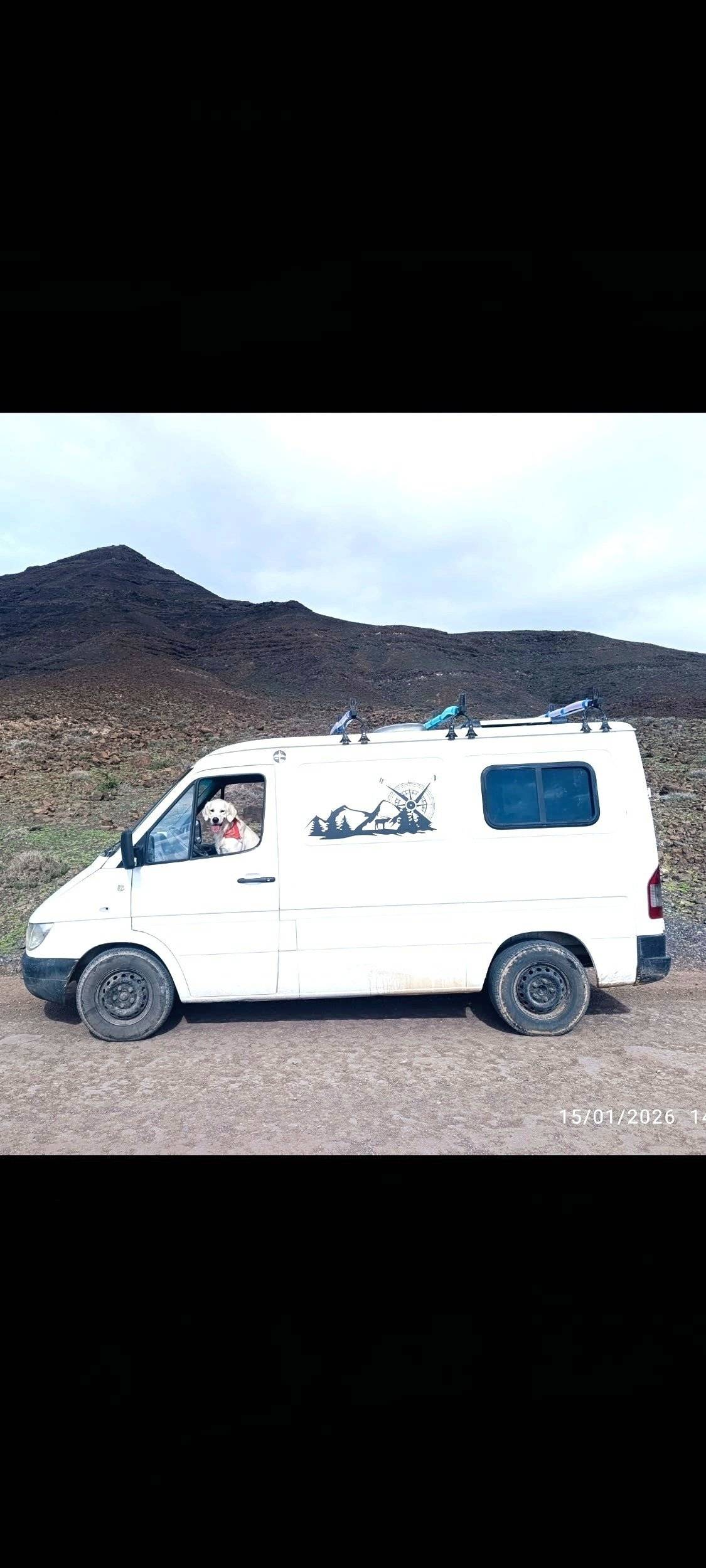 Voorkant 3/4 Mercedes Sprinter 2,15 l 115 ch - Yescapa