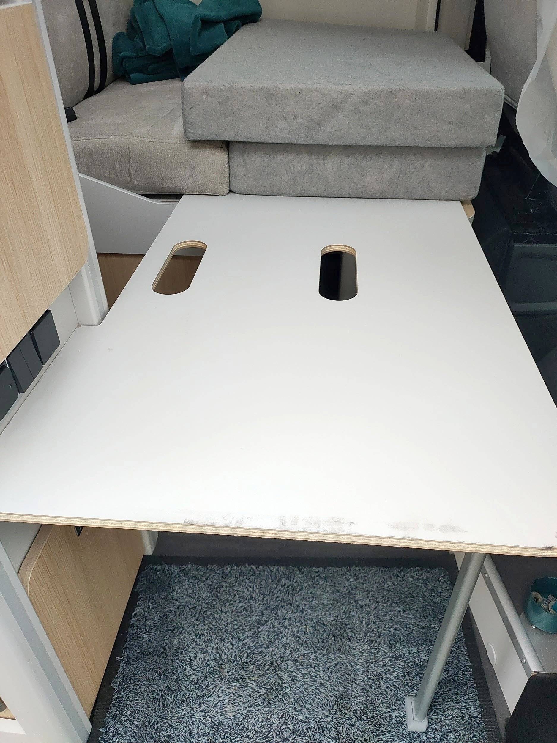 Font Vendôme Séjour Terra Van