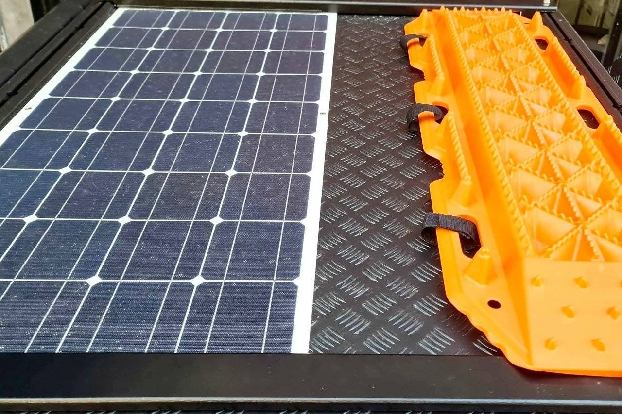 4×4 Automatic Gear Pickupcamper Alucab