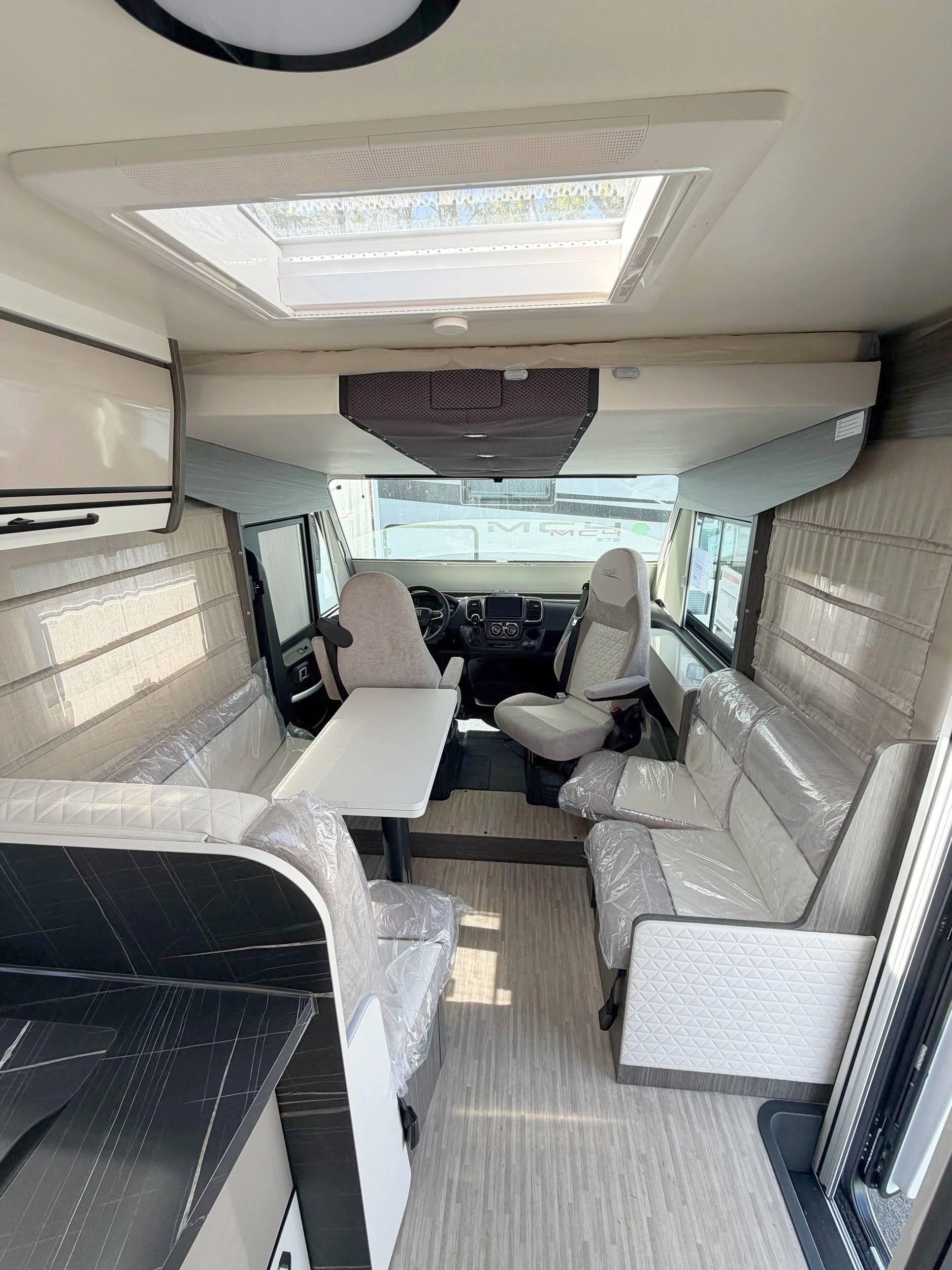 Comedor Fiat Fiat Ducato 2.2L MTJ 140 CH - Yescapa