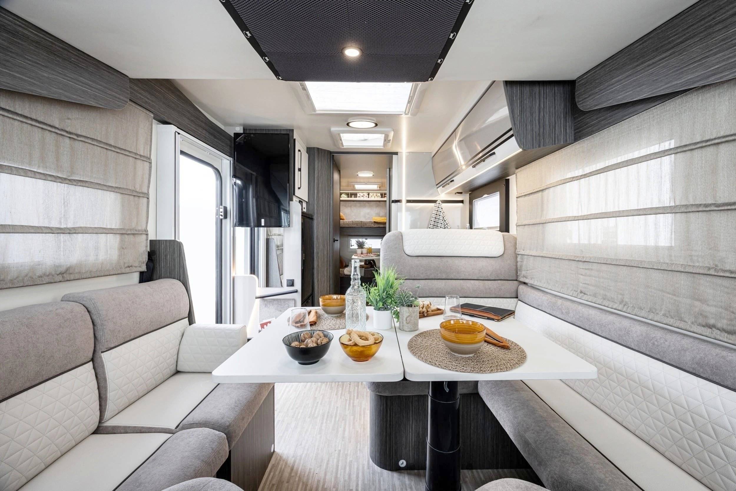 Eethoek Fiat Fiat Ducato 2.2L MTJ 140 CH - Yescapa