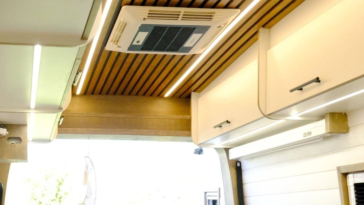 TGE3 180CV L4H4 4X4 MAN