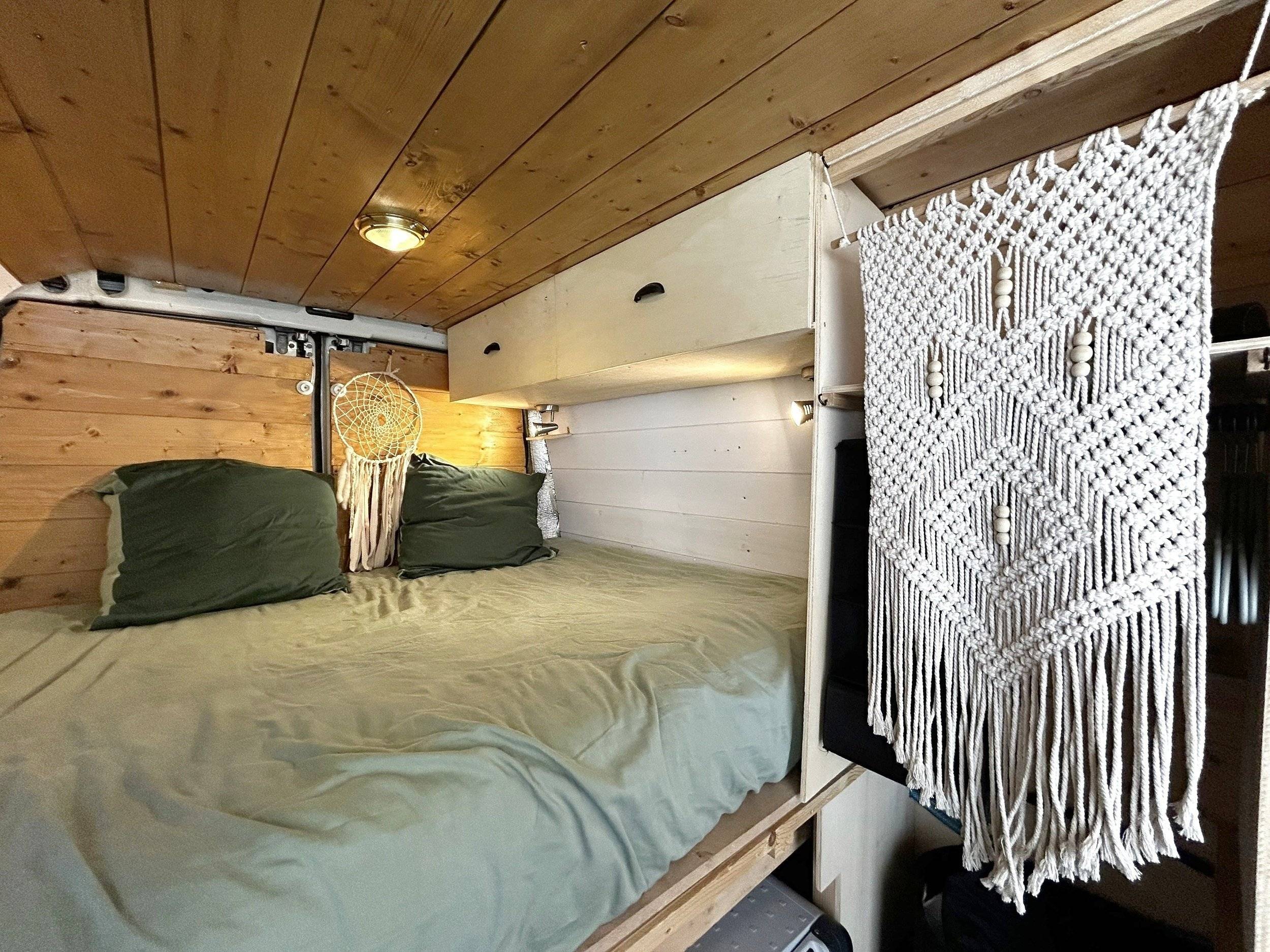 Couchages Iveco - Yescapa