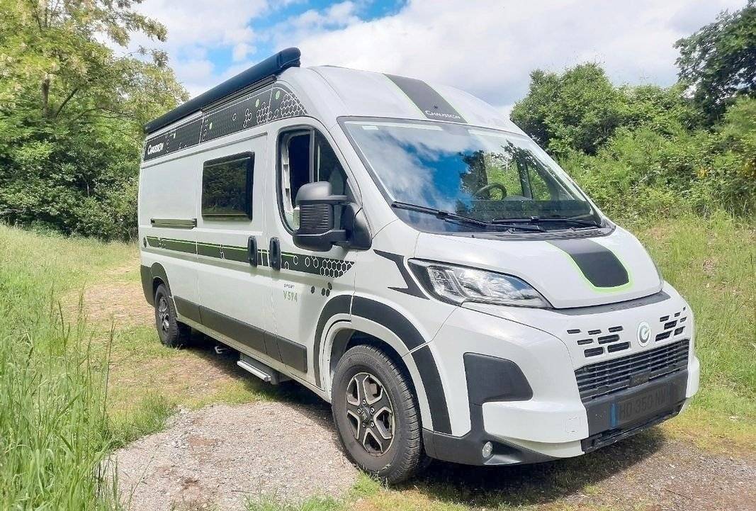 Vista frontale a ¾ Fiat Fiat ducato - Yescapa