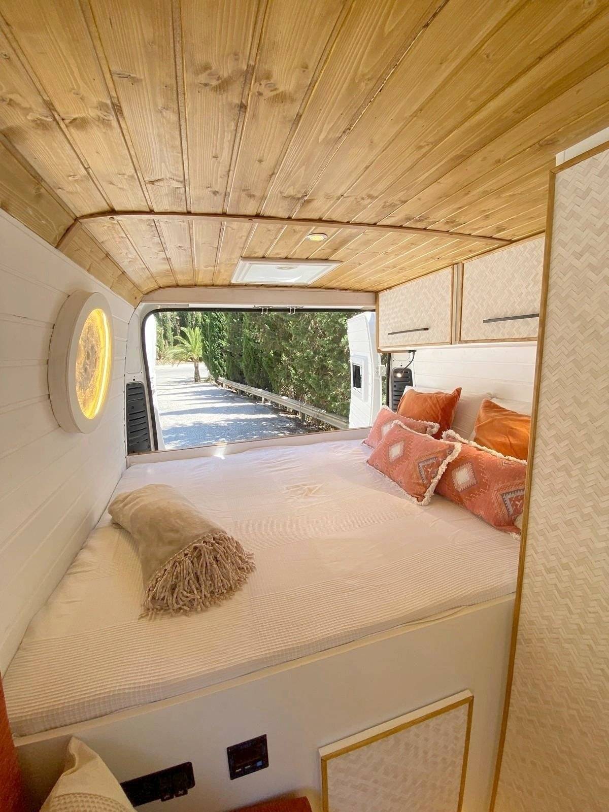 Couchages Peugeot Boxer - Yescapa