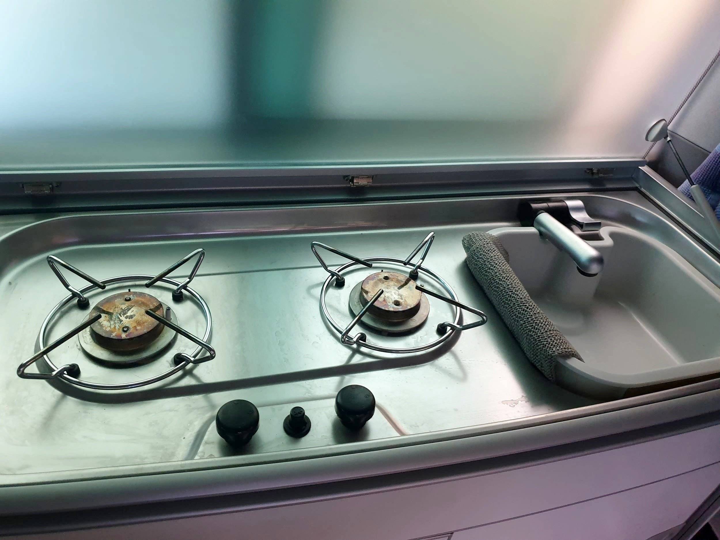 California T5 2,0 l 180 ch