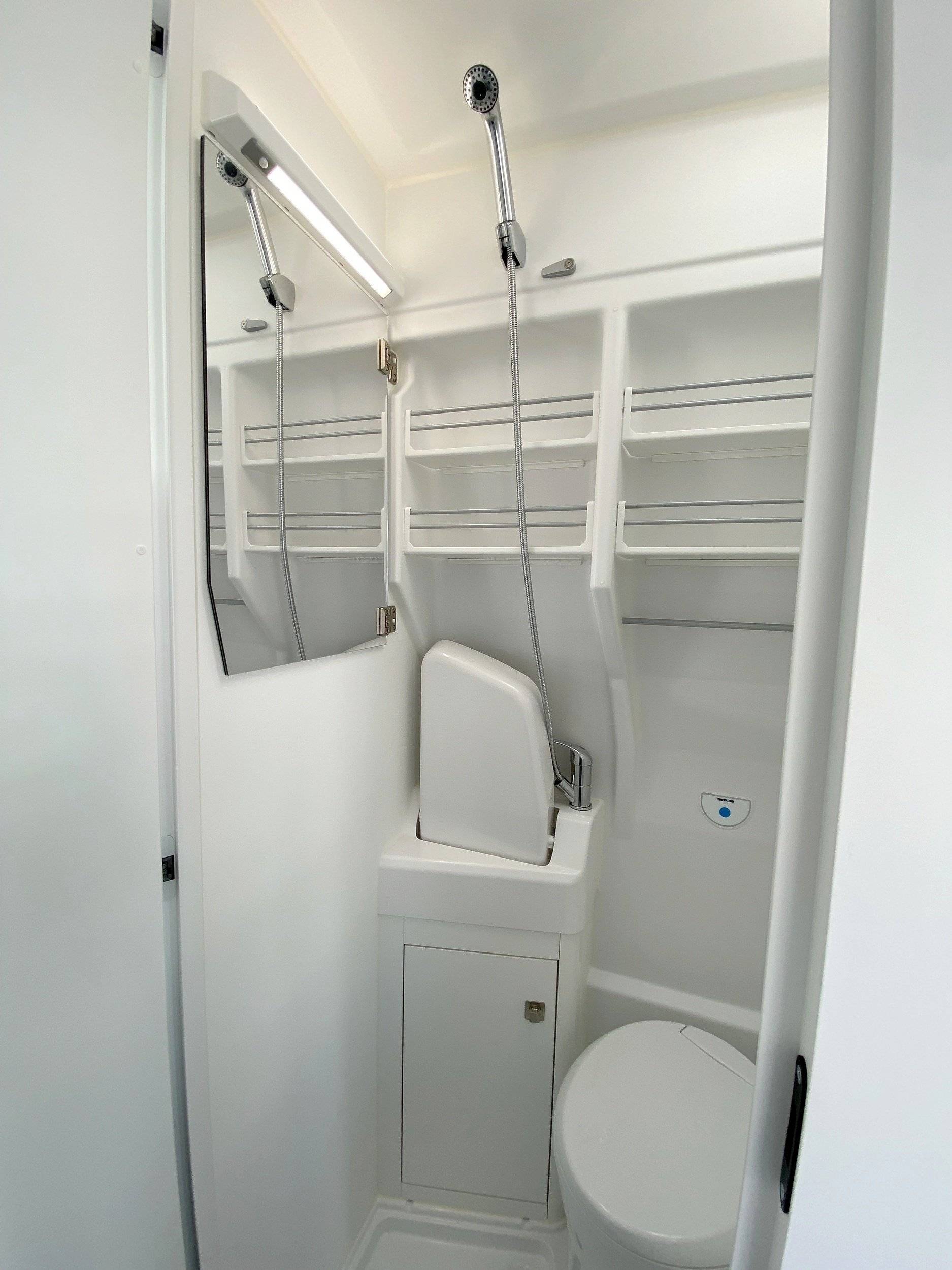 Volkswagen Volkswagen Grand California 600