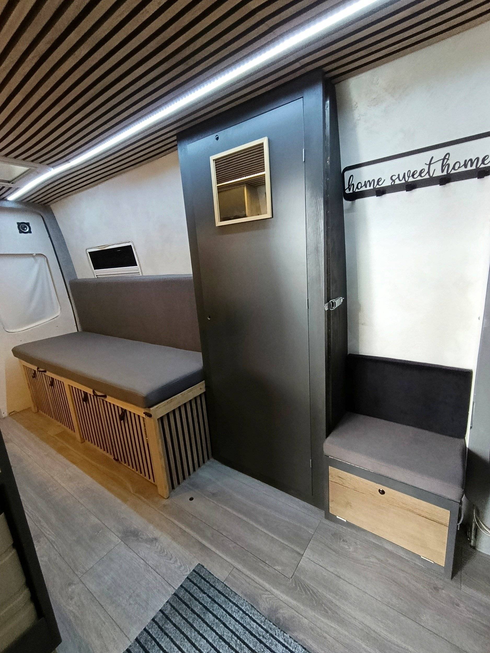 Mercedes Benz  Mercedes Sprinter