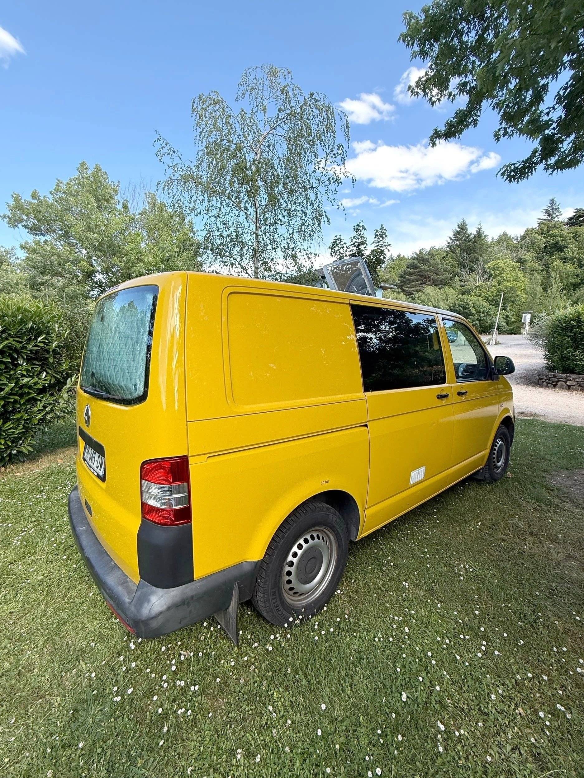 Volkswagen T5 2,0 l 84 ch