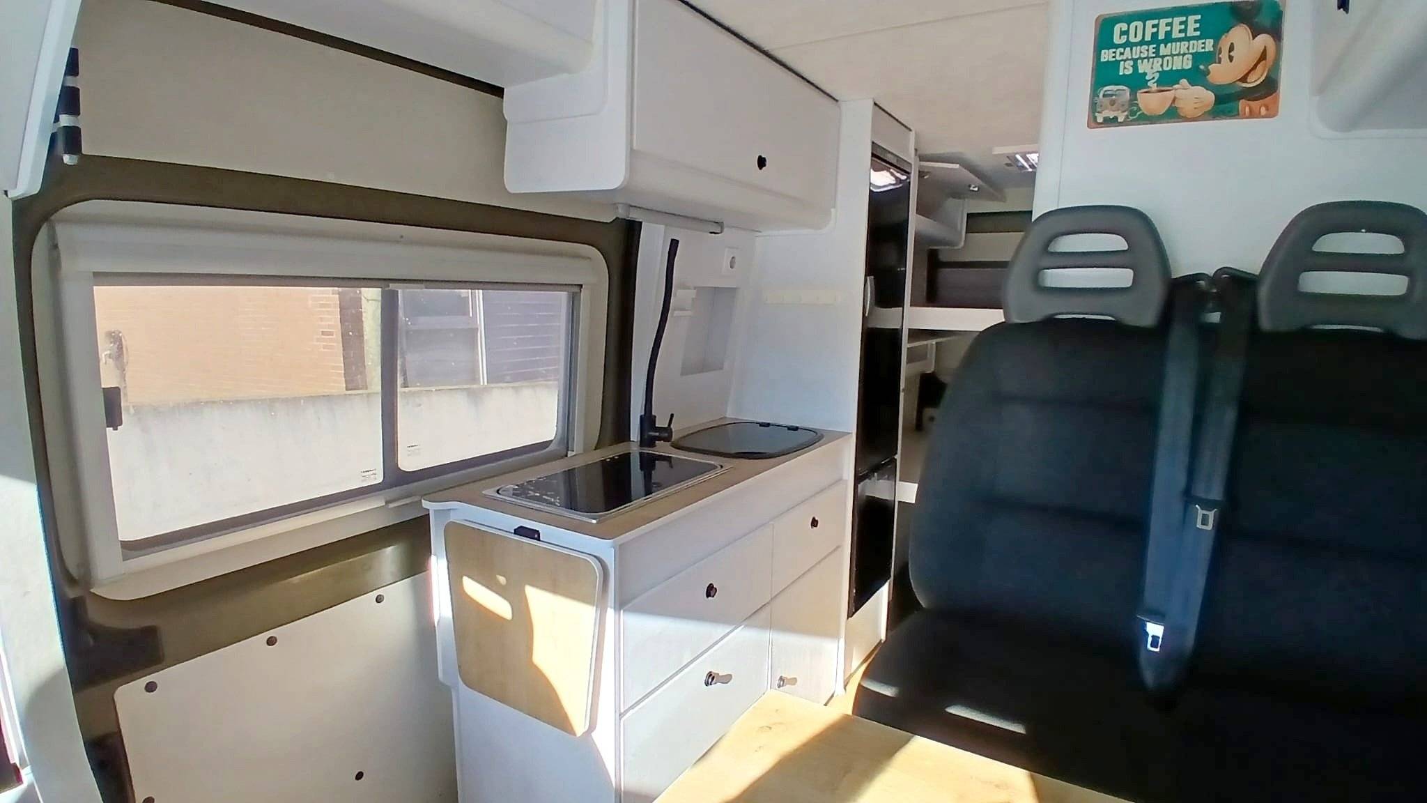 Adria 2,3 l 130 ch