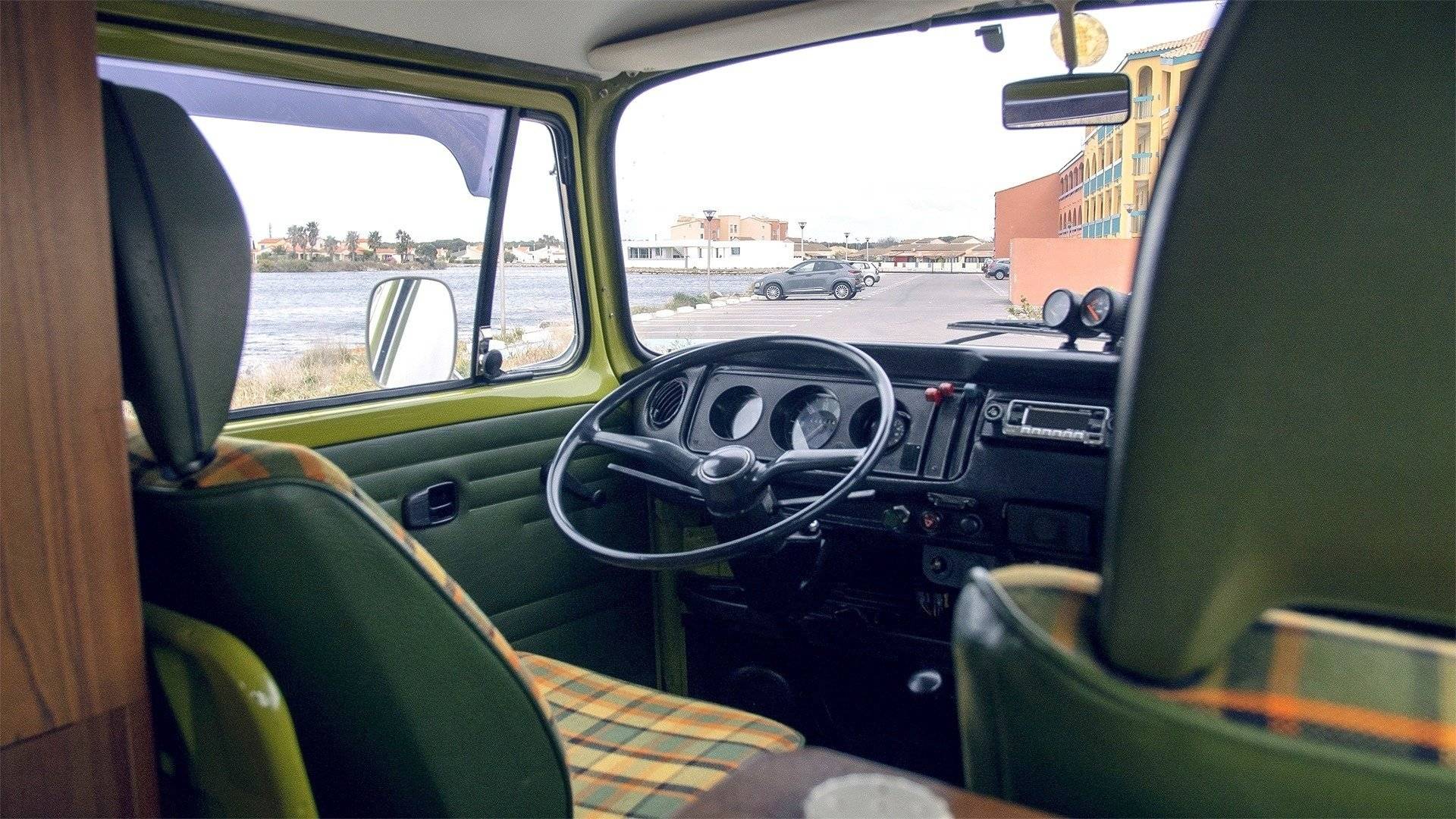 Volkswagen Kombi T2 Helsinki Westfalia Original