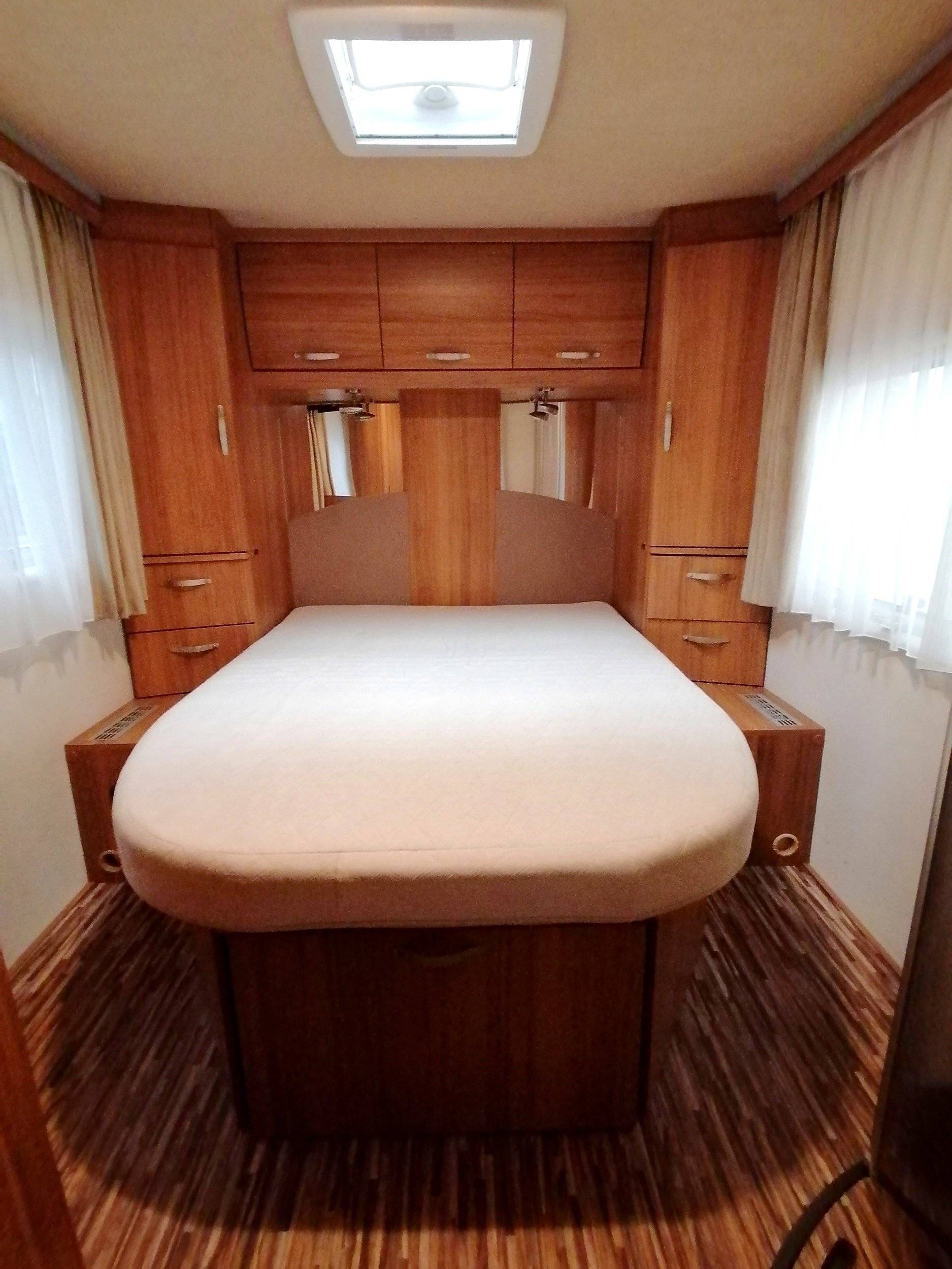 Eura Mobil Terrestra TT710