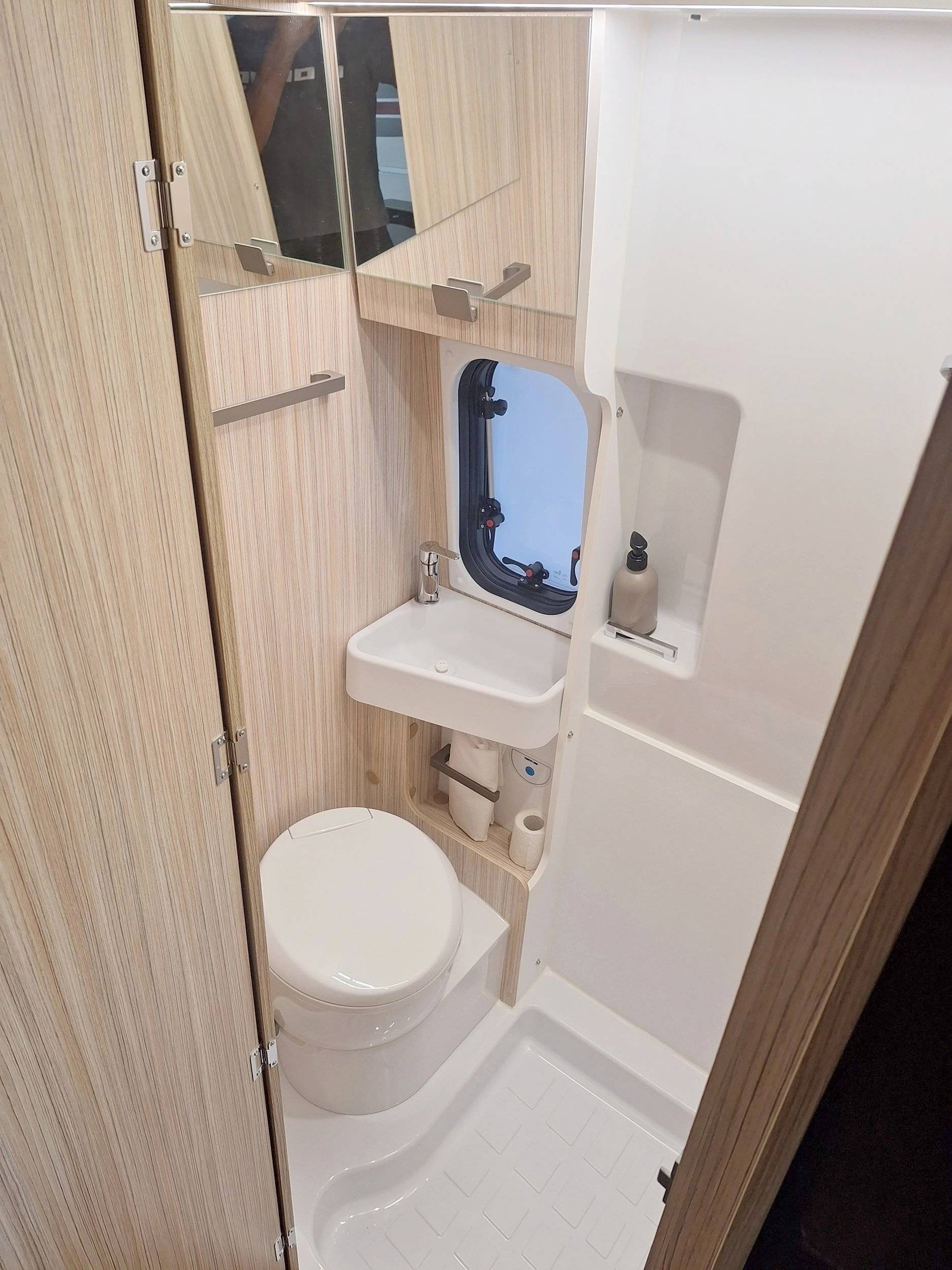 Elnagh ELNAGH E VAN 5 PREMIUM