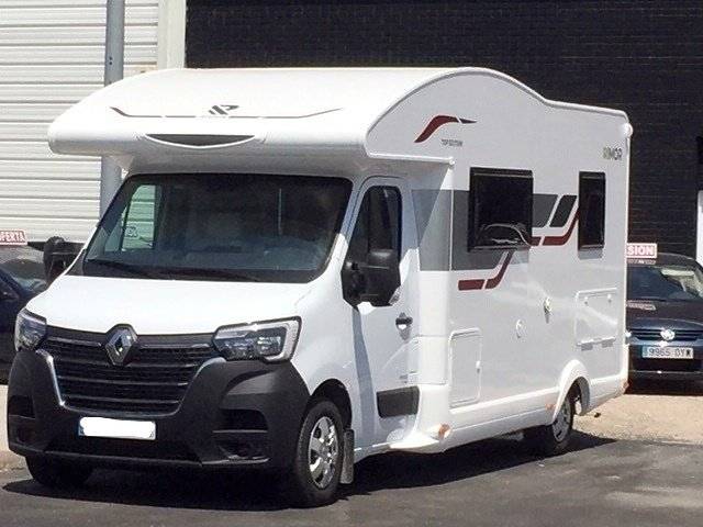 Location Low profile rv Toledo Rimor 12 Plus 42321 Yescapa