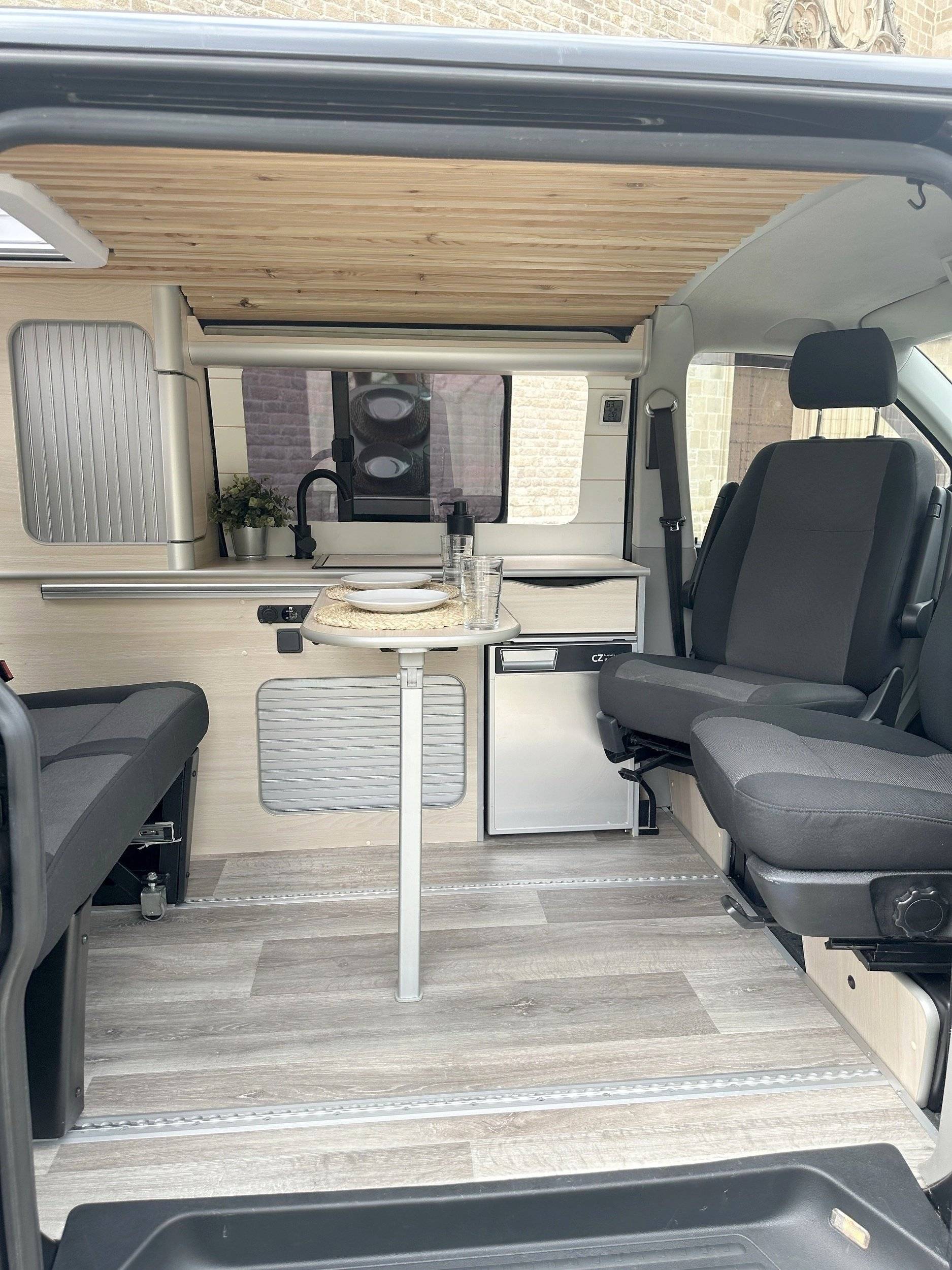 Volkswagen T6 2,0 l 102 ch