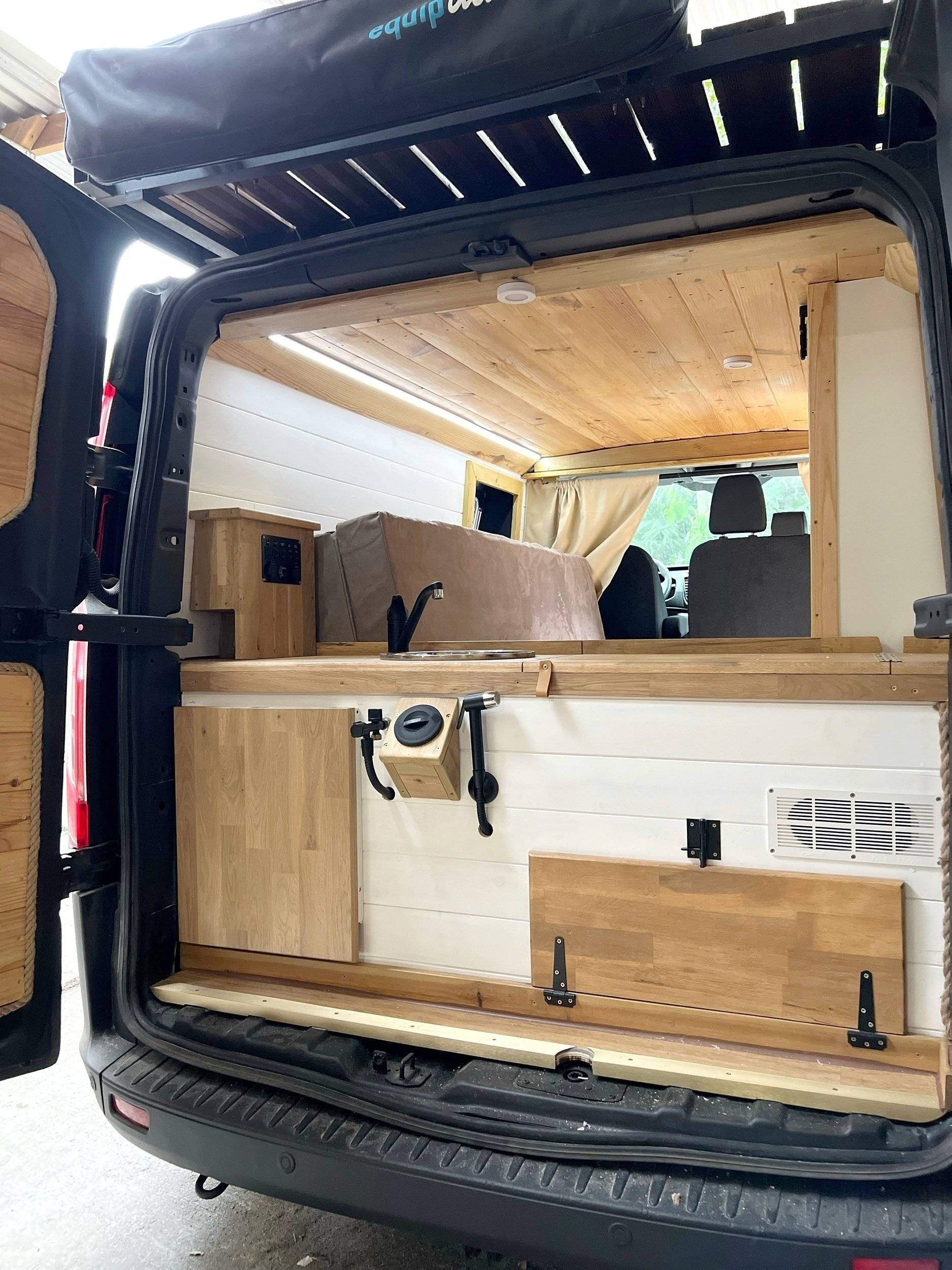 Vanloisir Ford Transit Custom