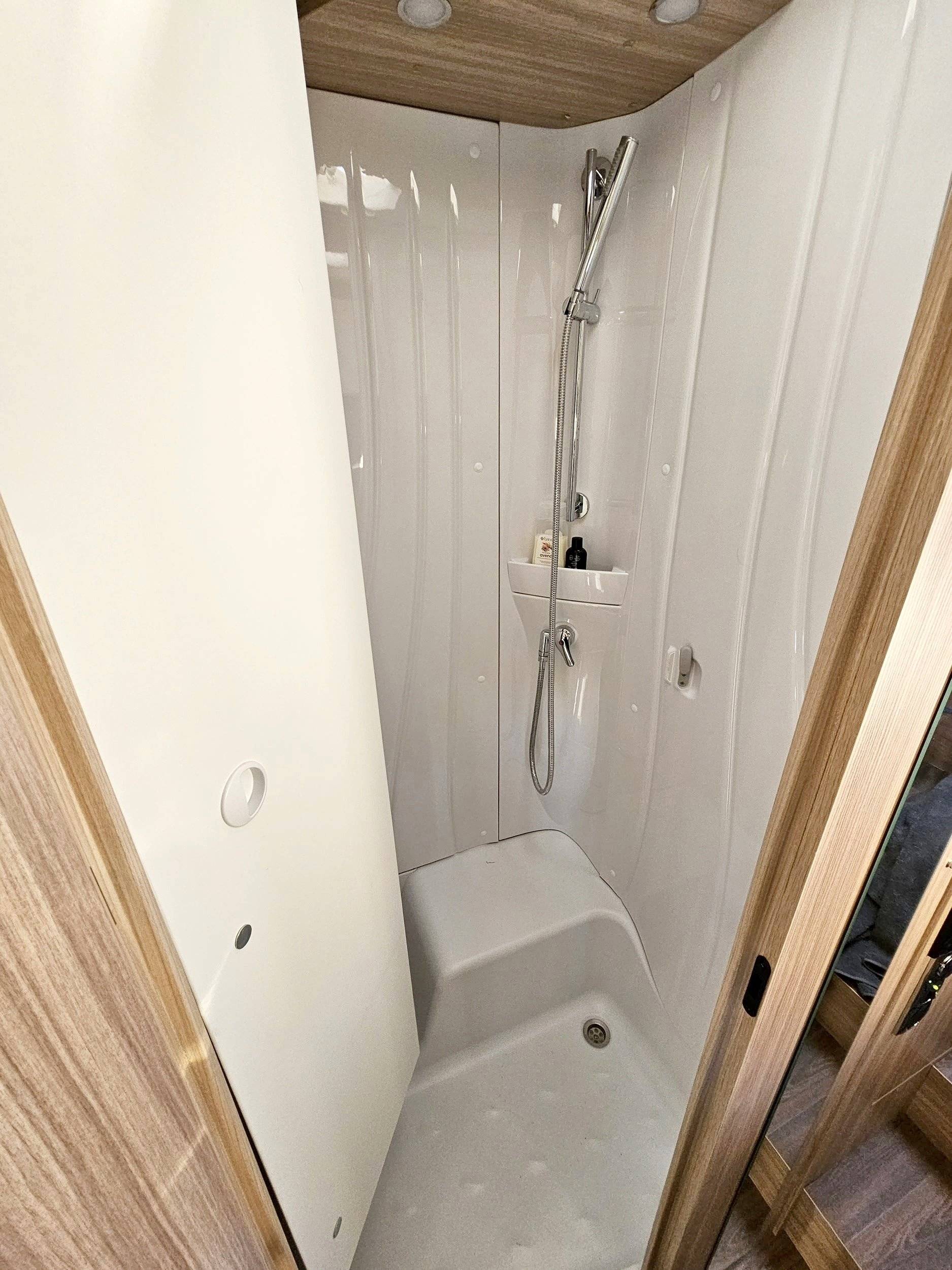 Bürstner Ixeo 726 g