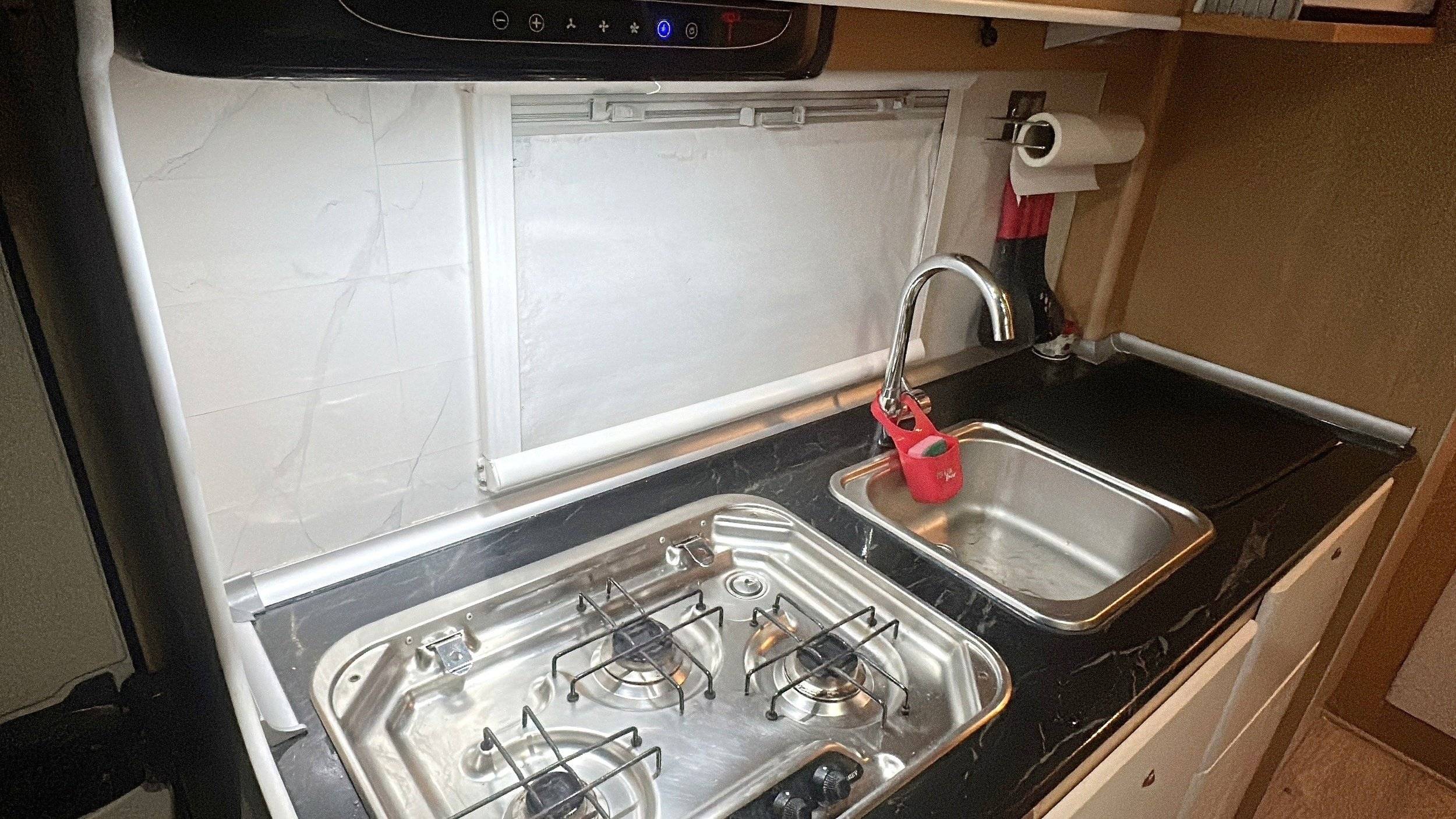 Cozinha Fiat Ducato 2,0 l 100 ch - Yescapa